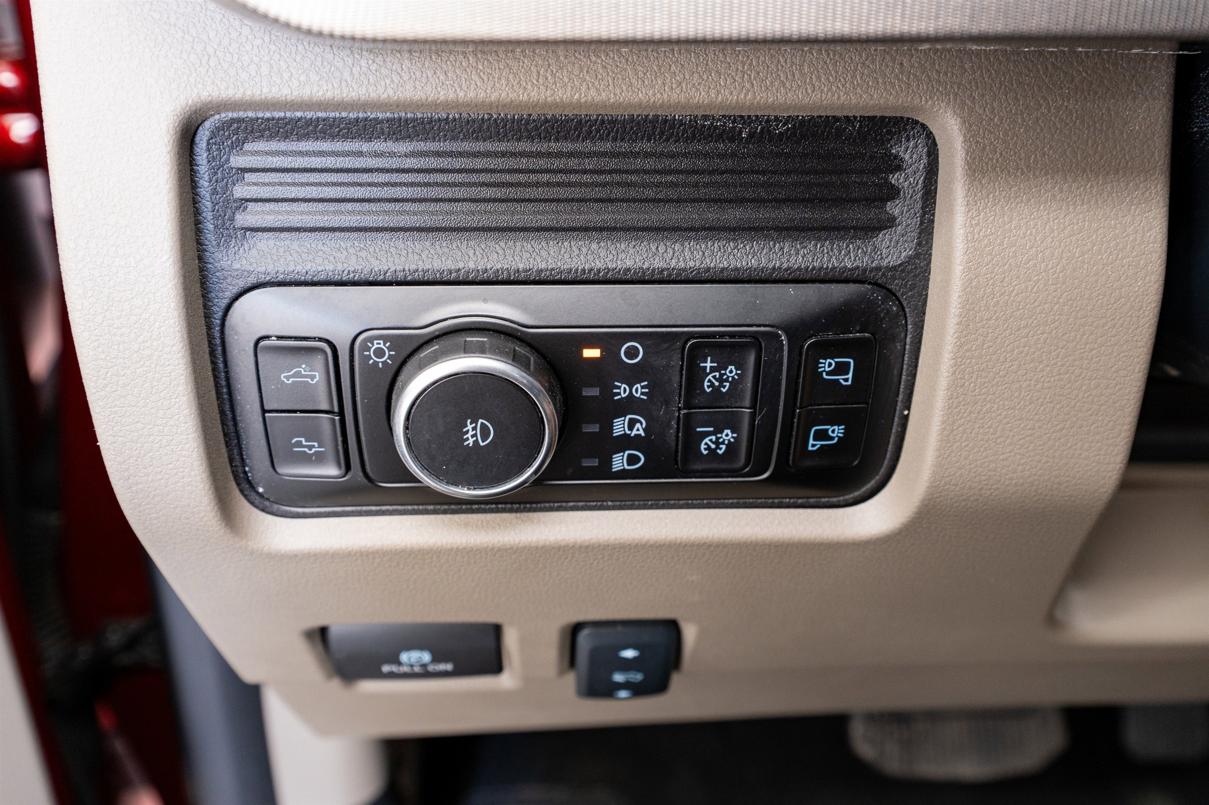 2025 Ford Super Duty F-250 SRW Platinum Plus