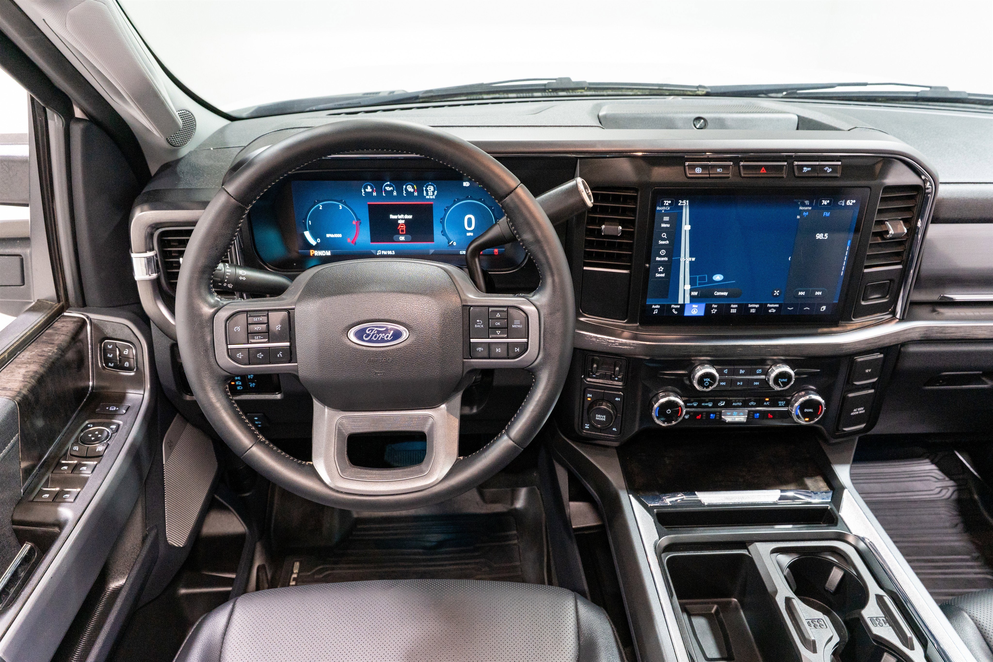 2023 Ford Super Duty F-250 SRW LARIAT