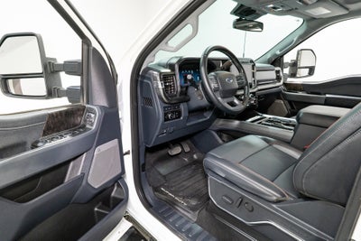 2023 Ford Super Duty F-250 SRW LARIAT