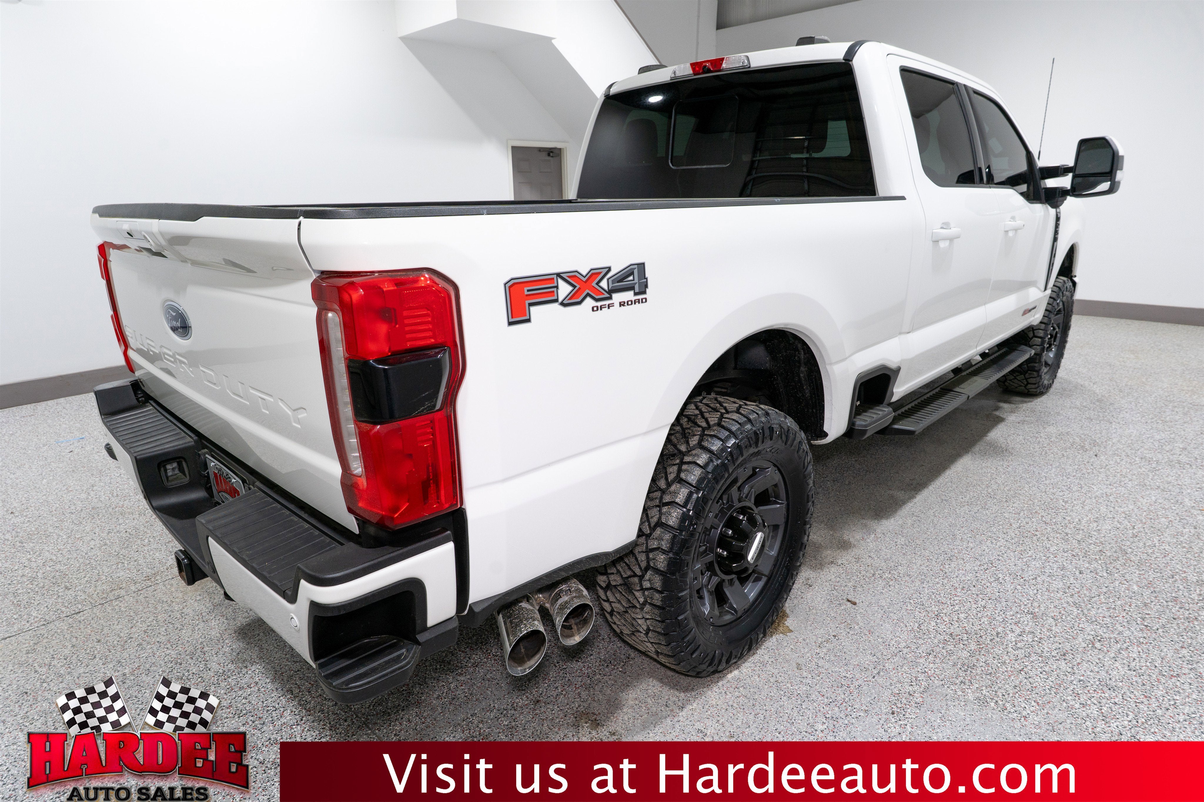 2023 Ford Super Duty F-250 SRW LARIAT