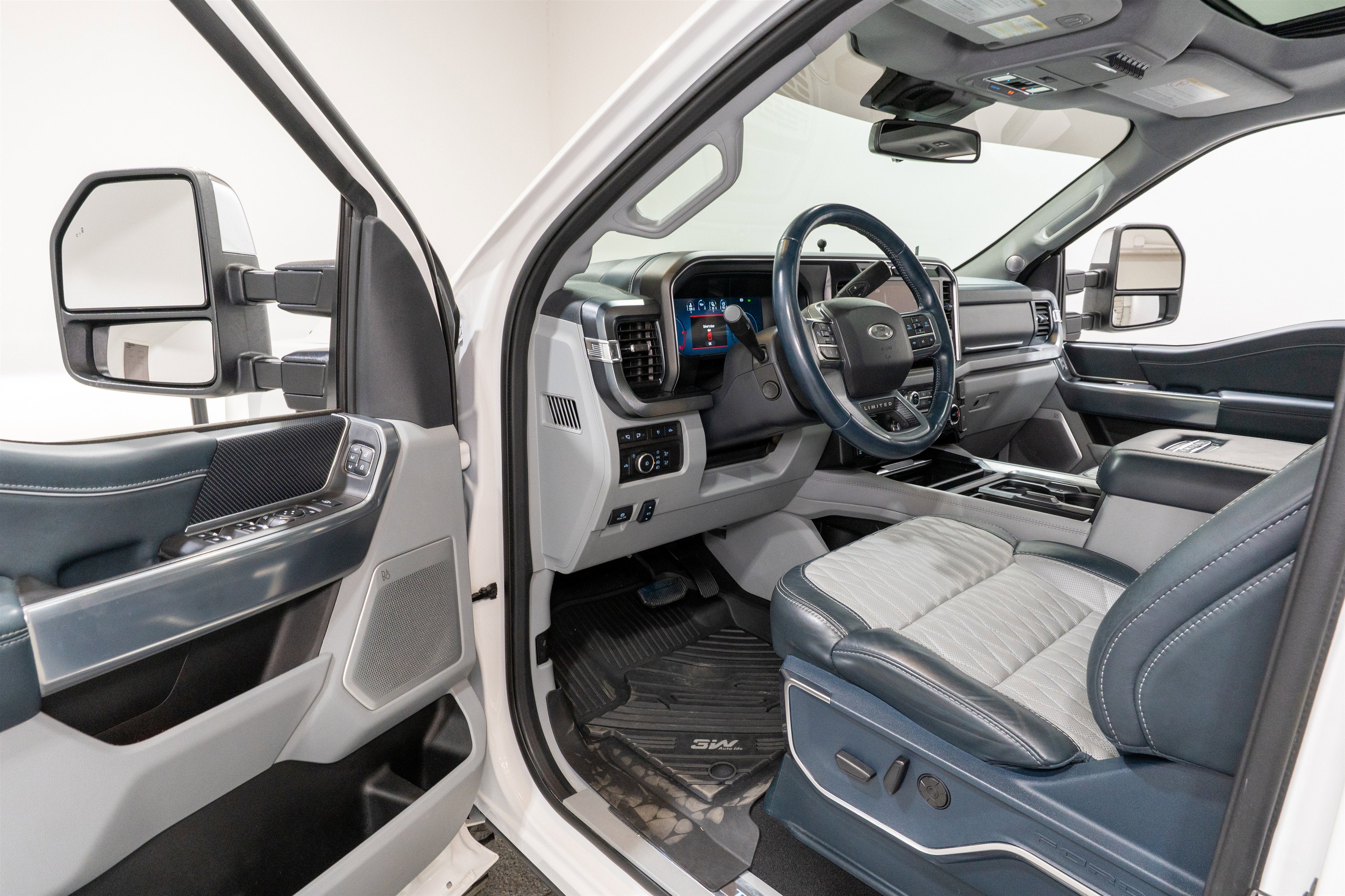 2024 Ford Super Duty F-250 SRW Limited