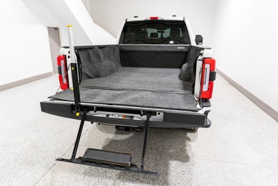 2025 Ford Super Duty F-250 SRW Platinum