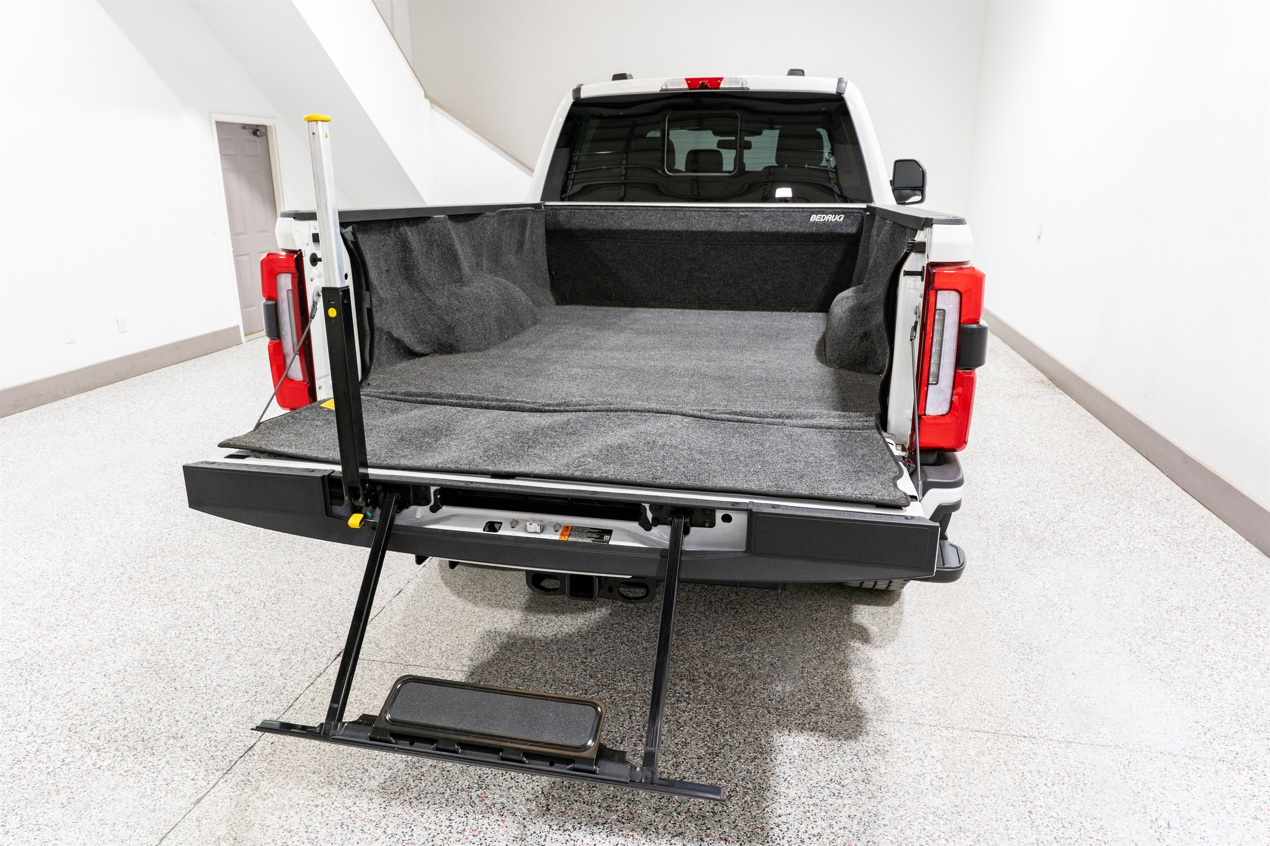 2025 Ford Super Duty F-250 SRW Platinum