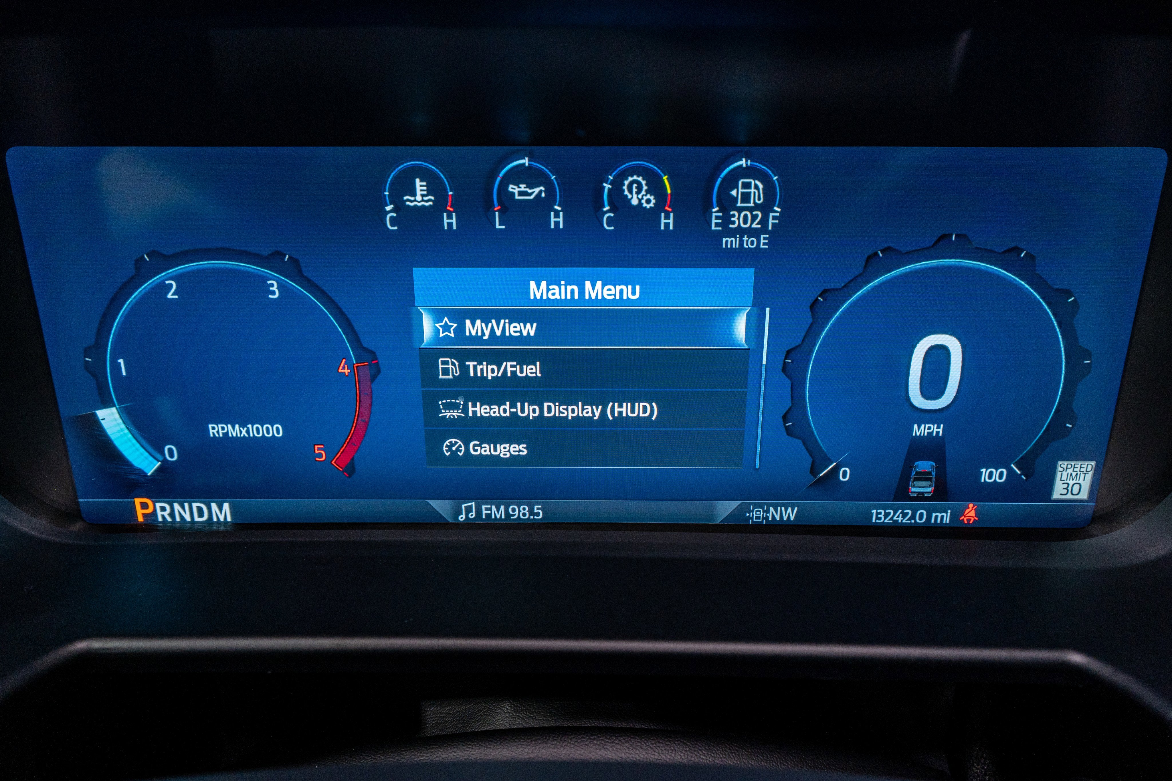 2025 Ford Super Duty F-250 SRW Platinum