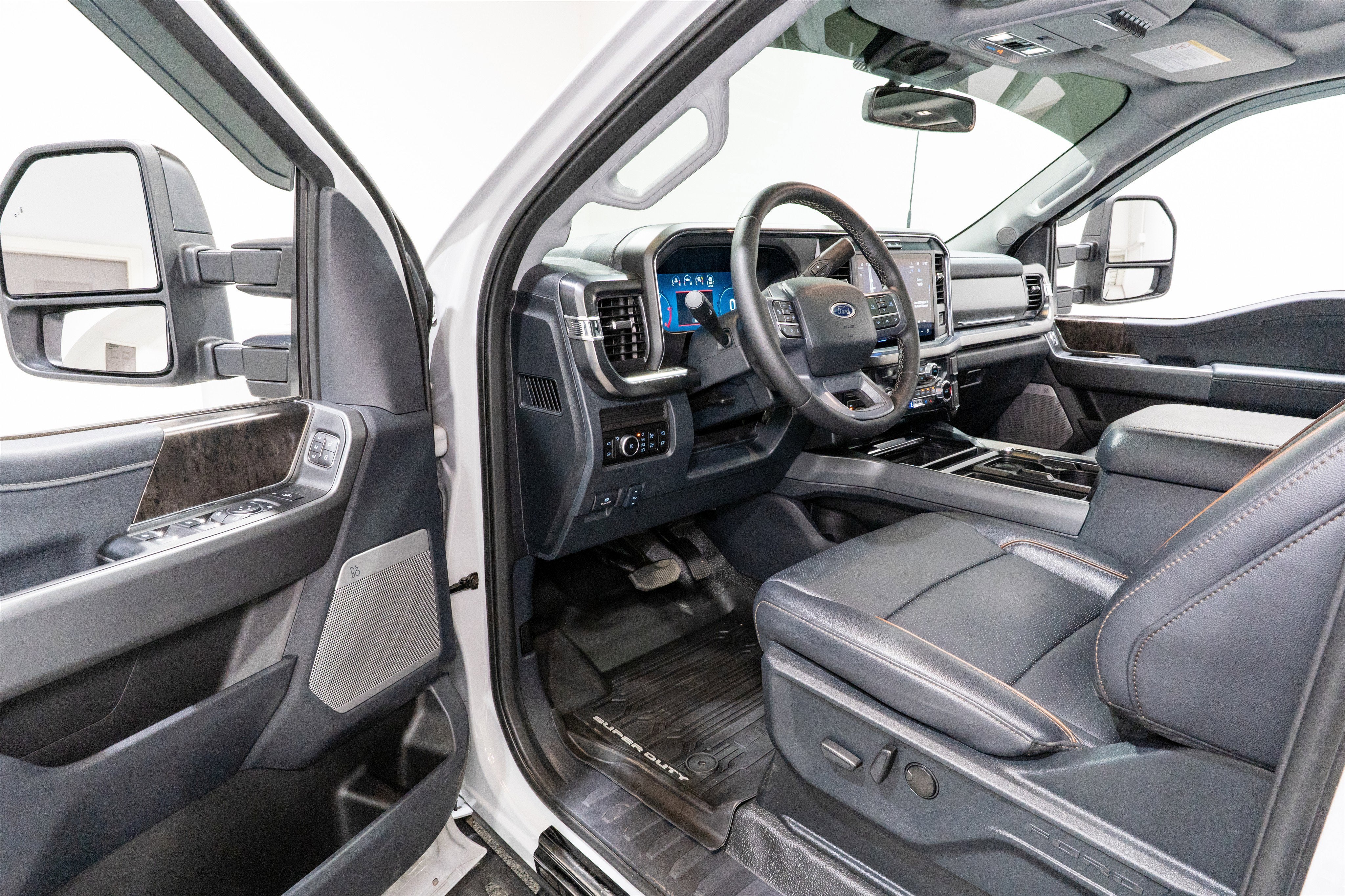 2025 Ford Super Duty F-250 SRW LARIAT