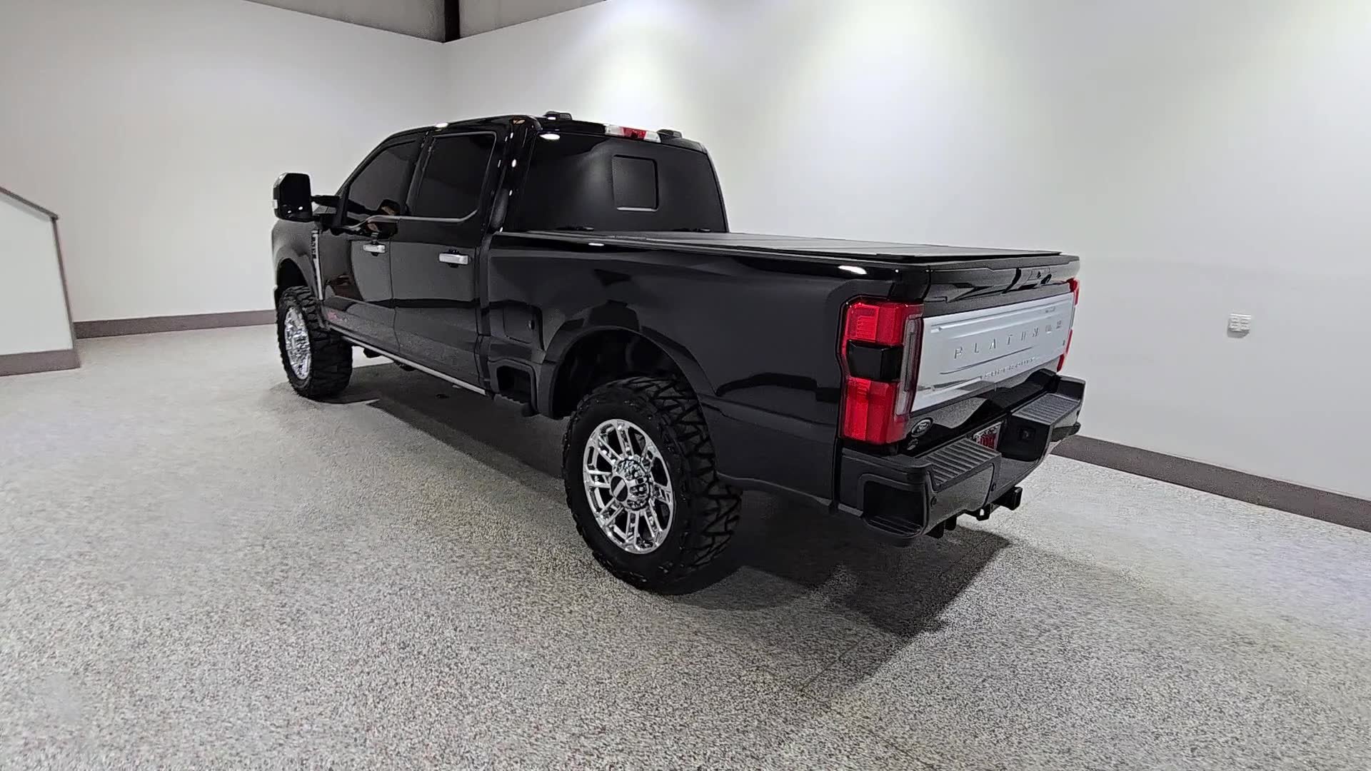 2025 Ford Super Duty F-250 SRW Platinum Plus