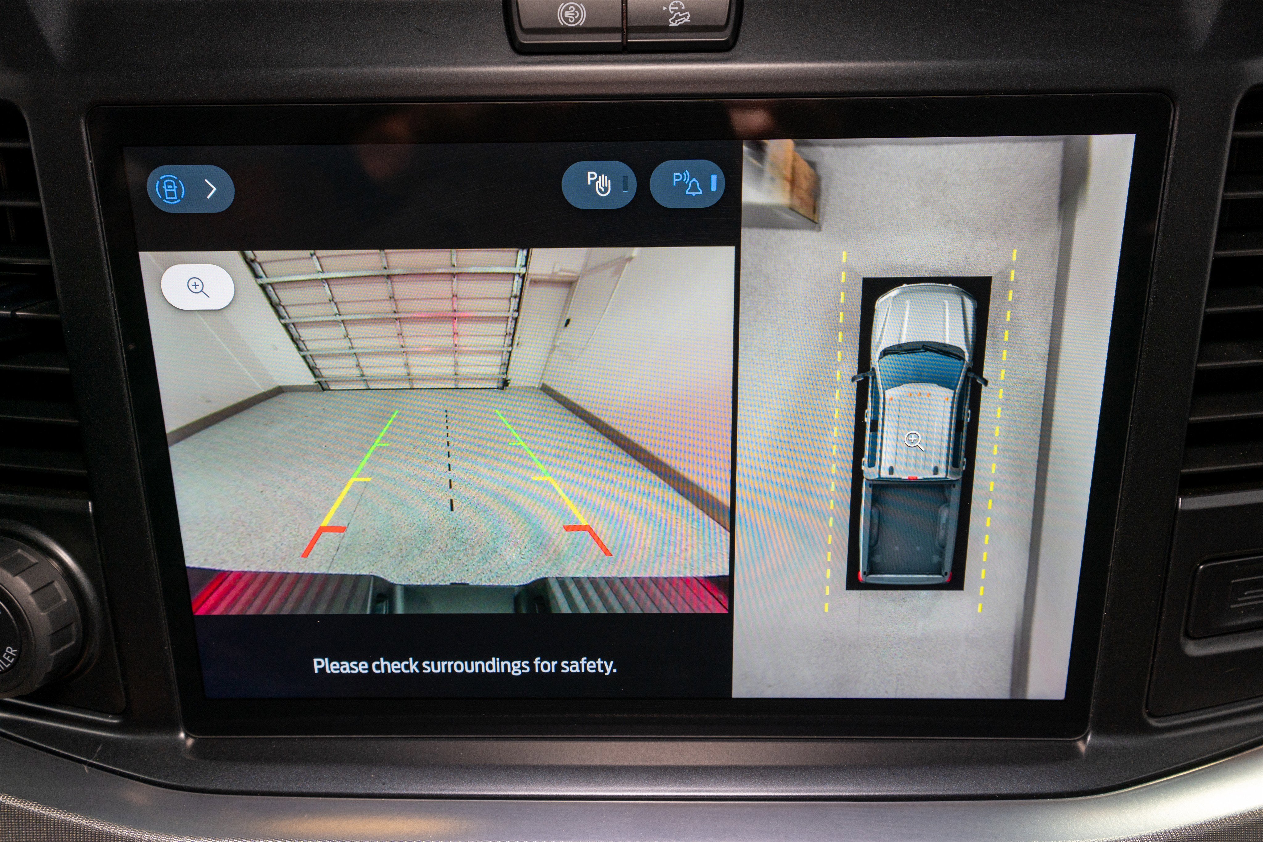 2025 Ford Super Duty F-250 SRW Platinum Plus