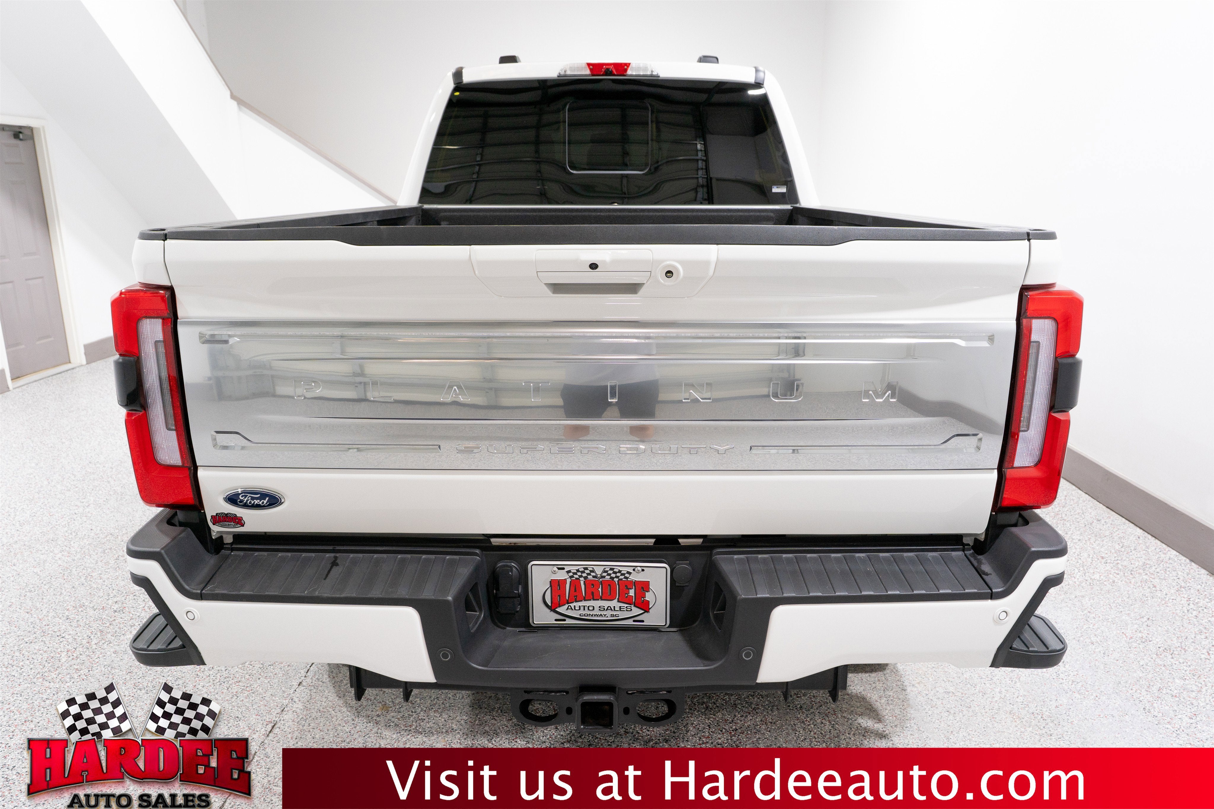 2025 Ford Super Duty F-250 SRW Platinum Plus