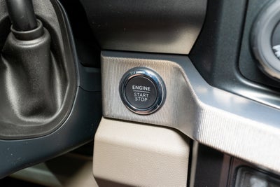 2025 Ford Super Duty F-250 SRW Platinum Plus