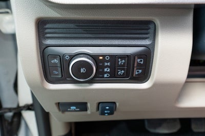 2025 Ford Super Duty F-250 SRW Platinum Plus