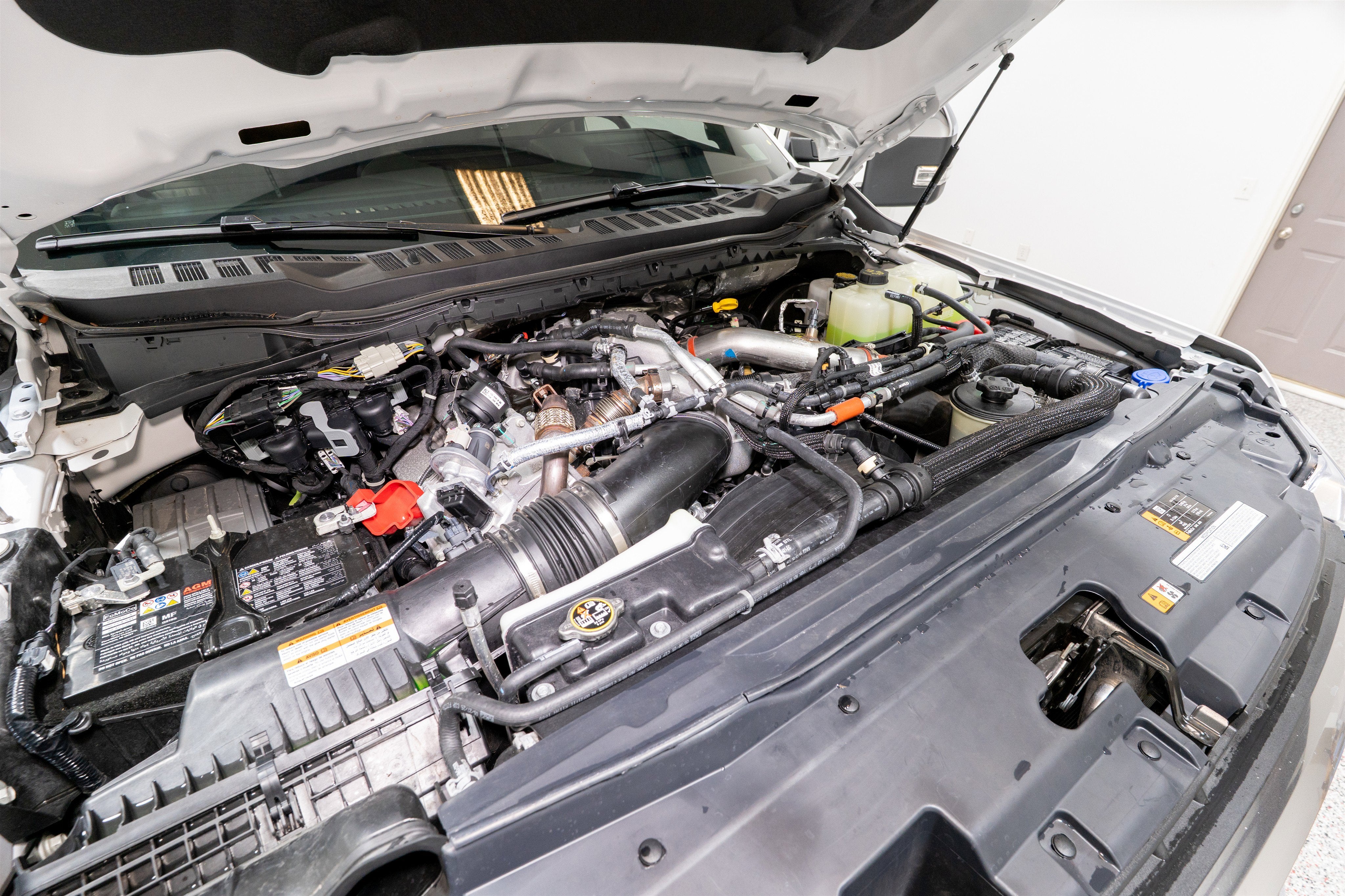 2025 Ford Super Duty F-250 SRW Platinum Plus