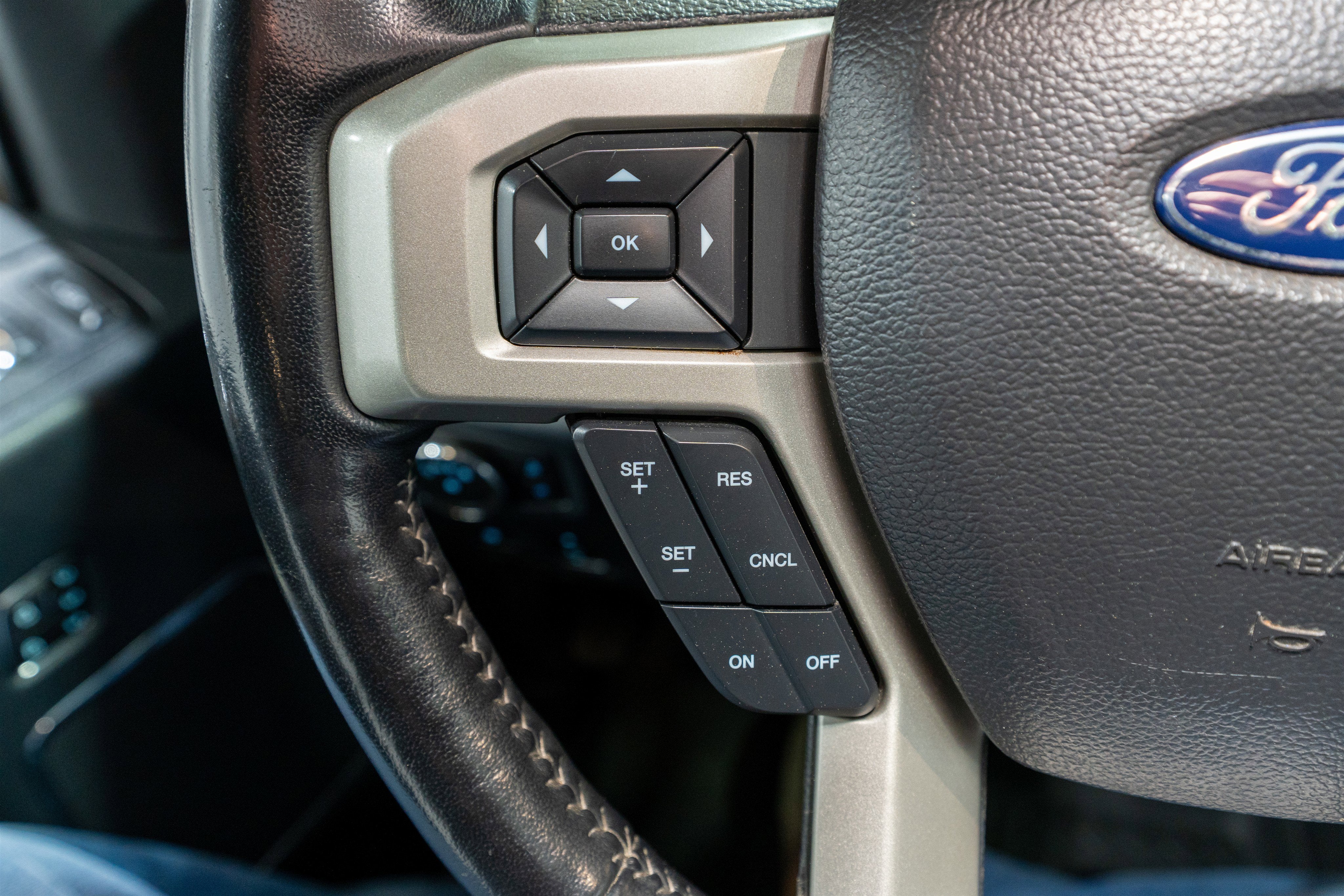 2022 Ford Super Duty F-250 SRW LARIAT