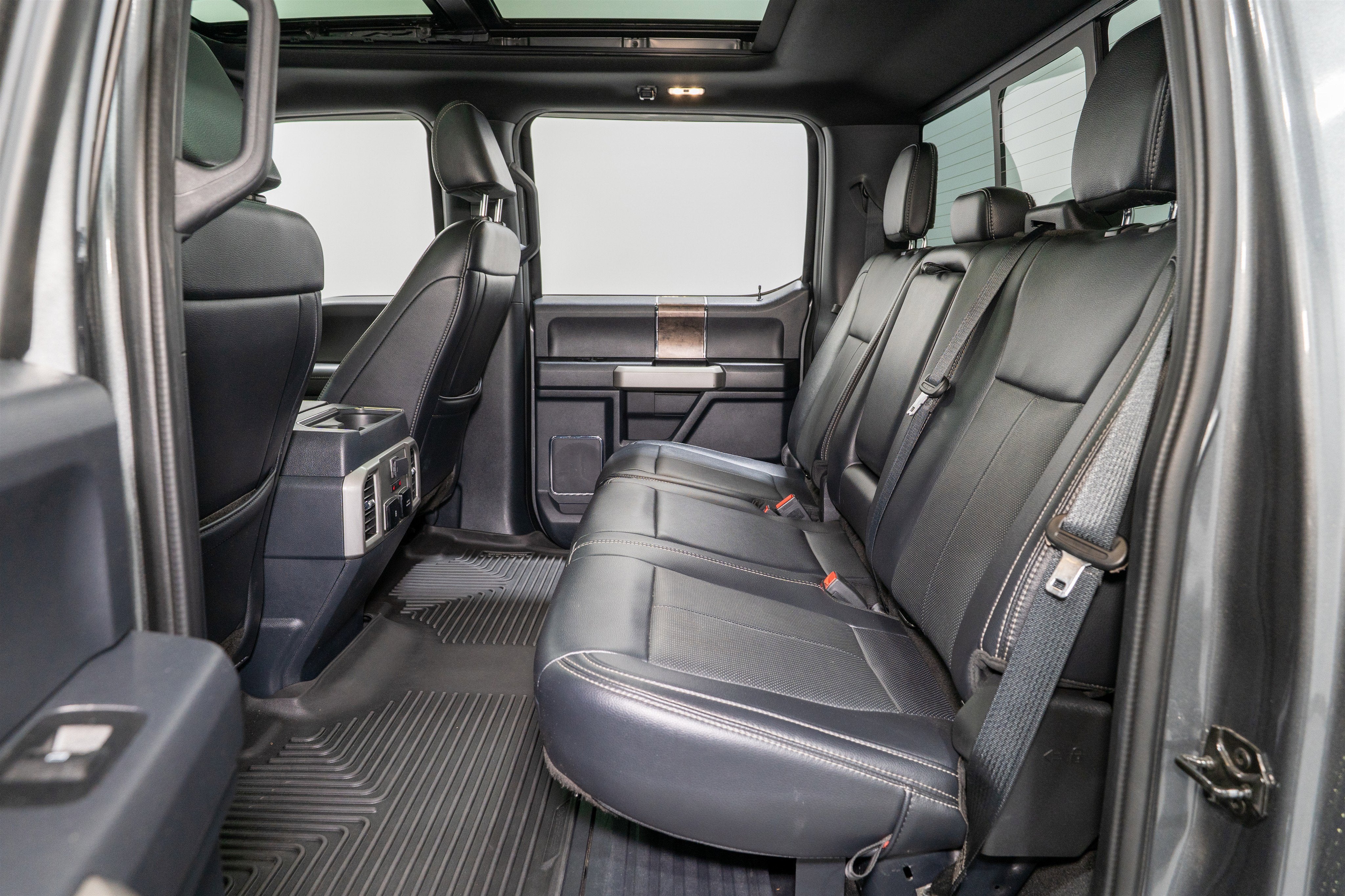 2022 Ford Super Duty F-250 SRW LARIAT