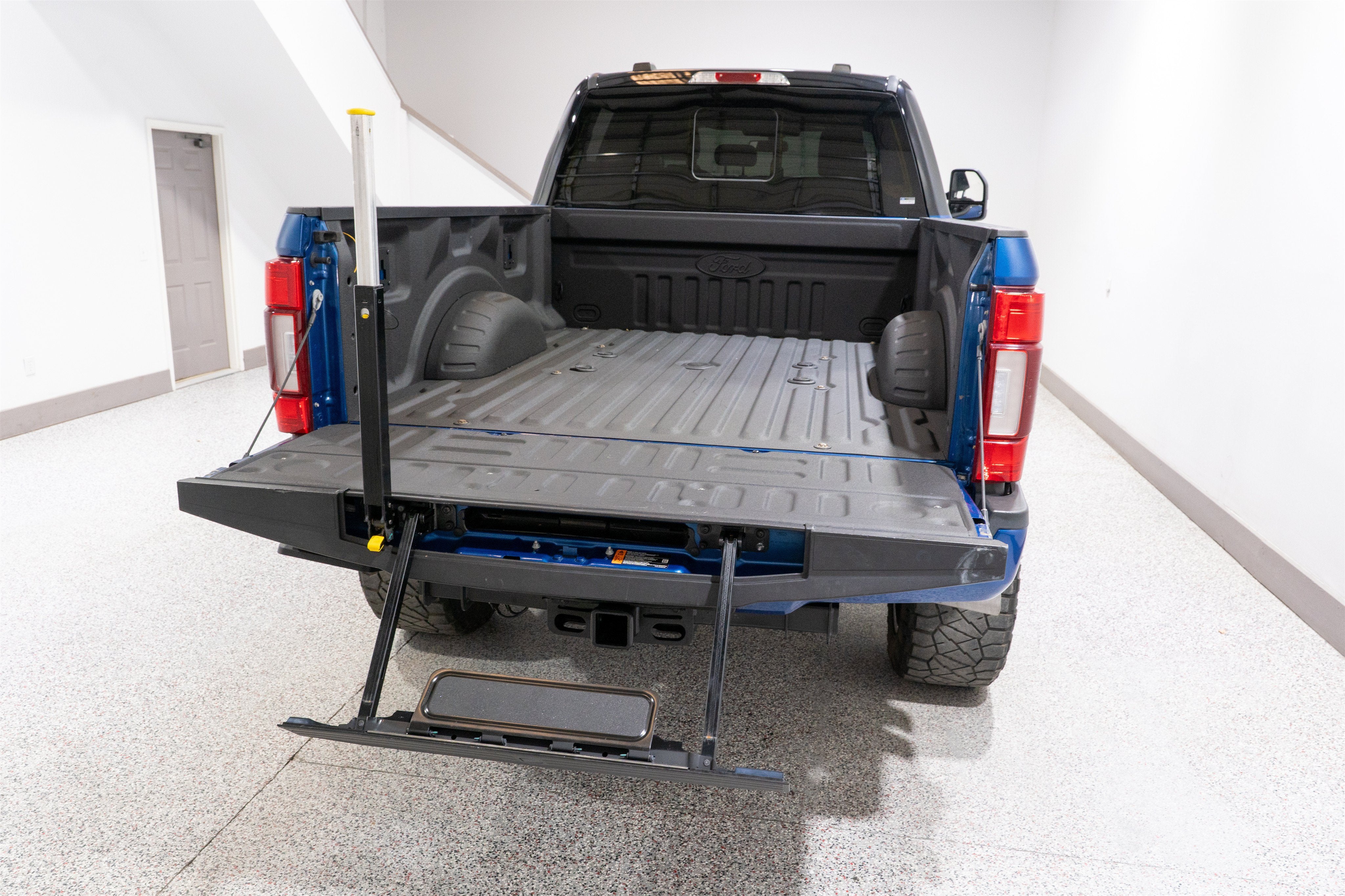 2022 Ford Super Duty F-250 SRW LARIAT
