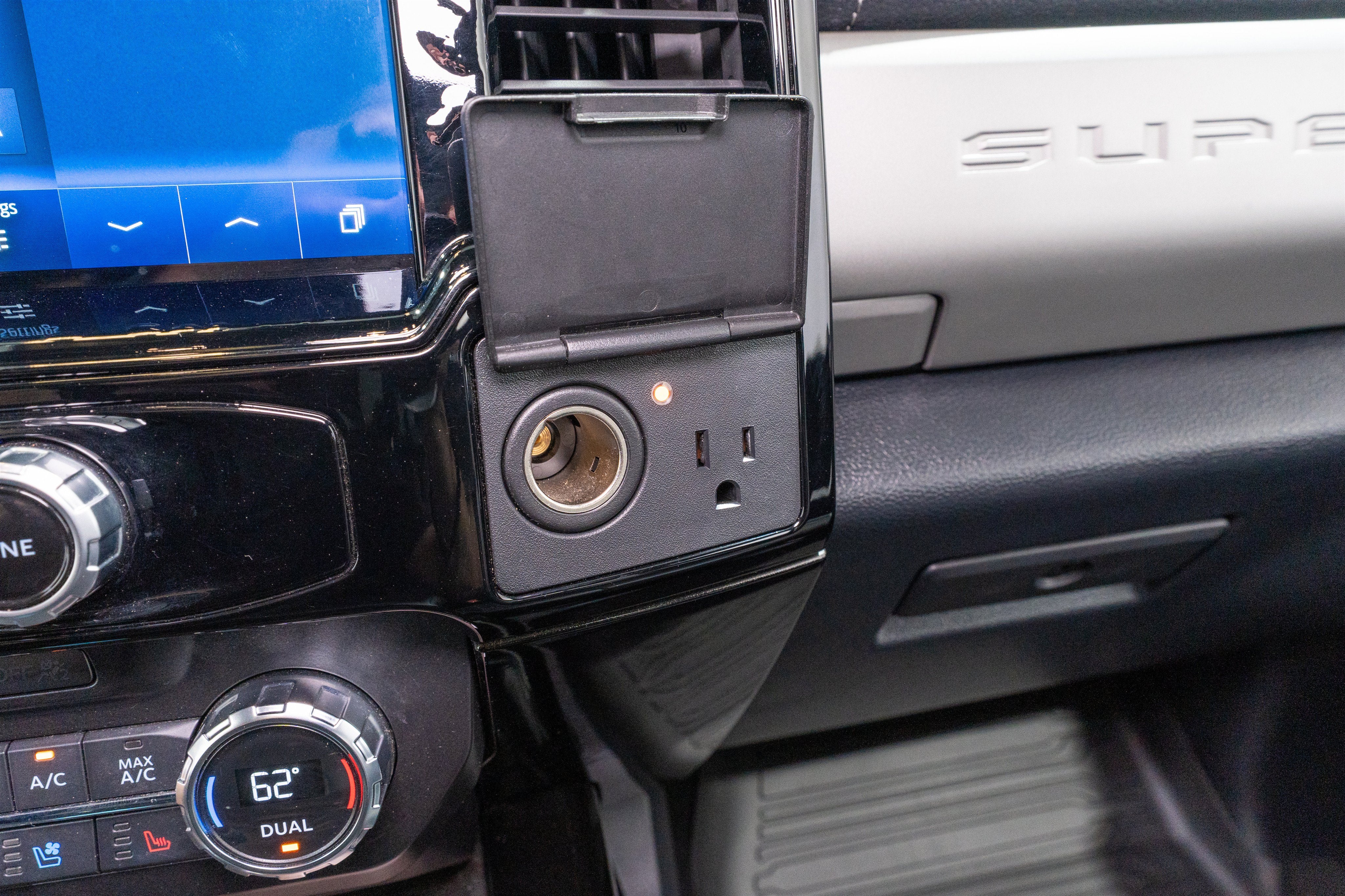 2022 Ford Super Duty F-250 SRW LARIAT