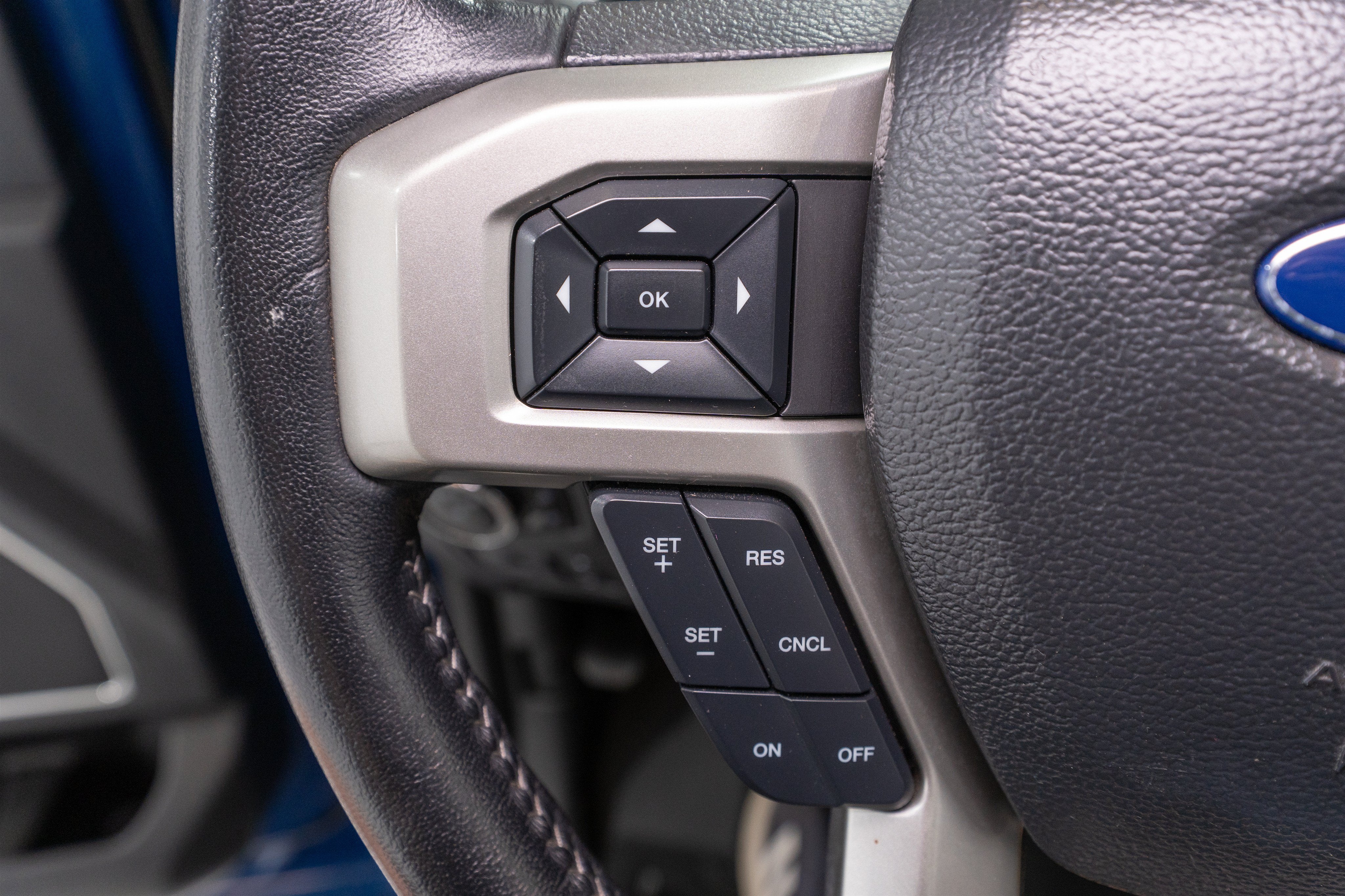 2022 Ford Super Duty F-250 SRW LARIAT