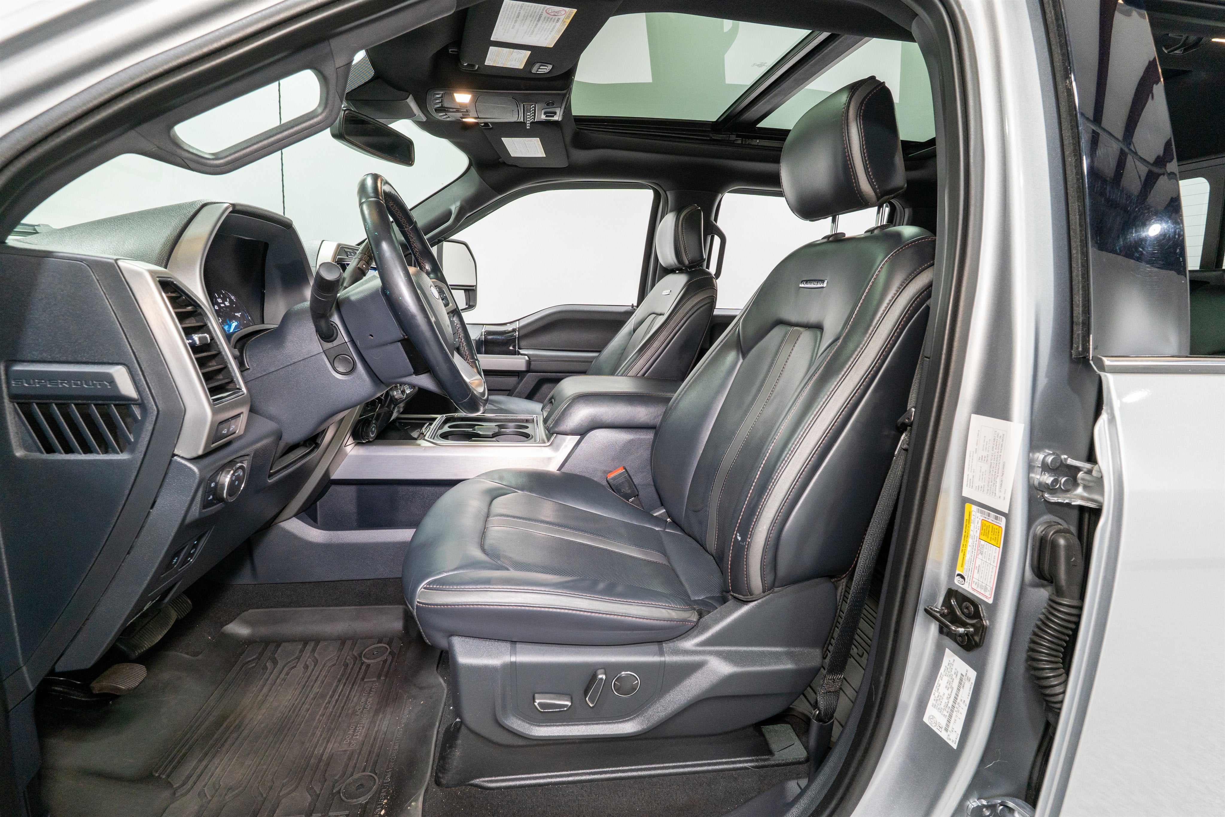 2022 Ford Super Duty F-250 SRW Platinum