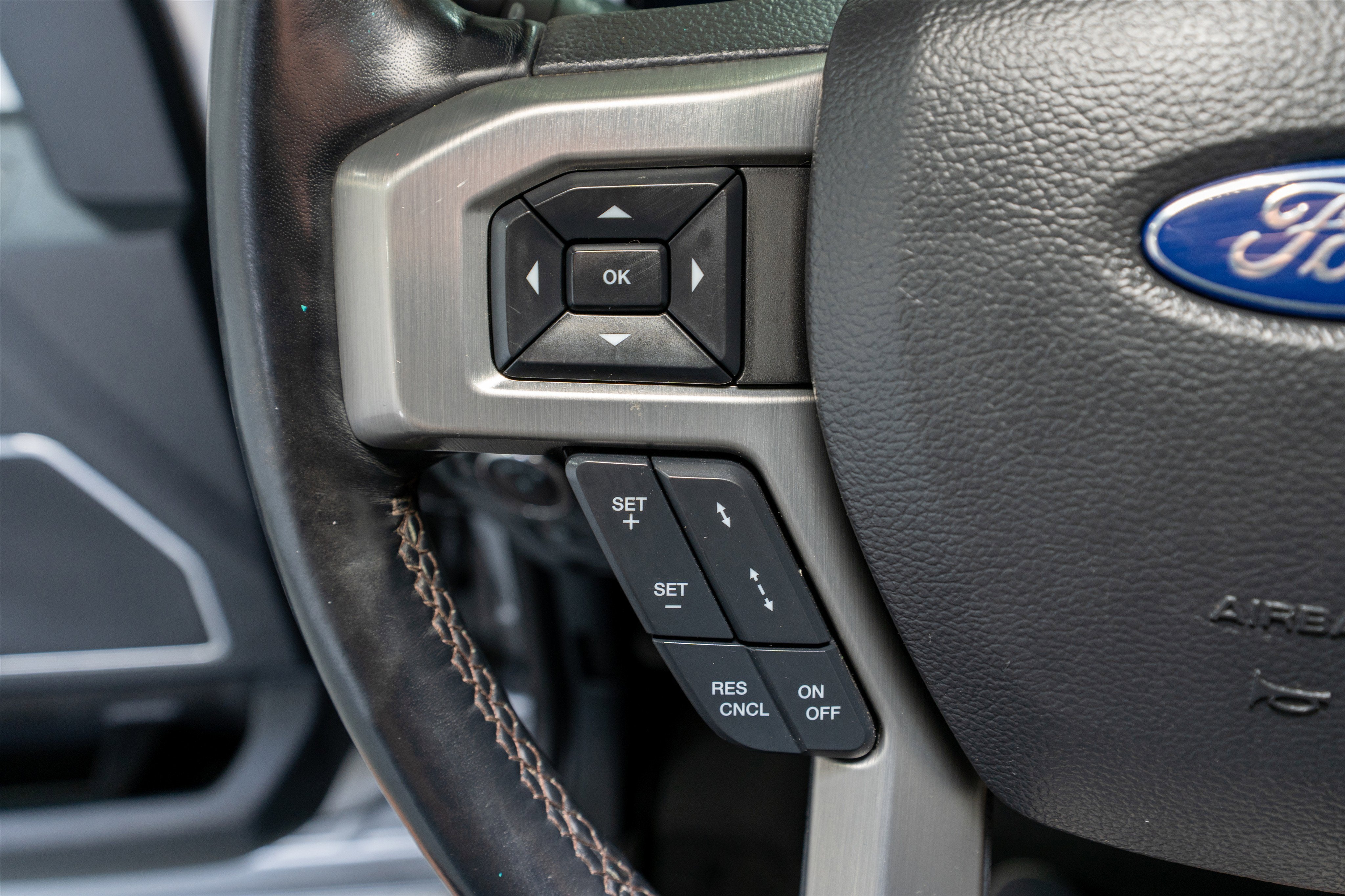 2022 Ford Super Duty F-250 SRW Platinum