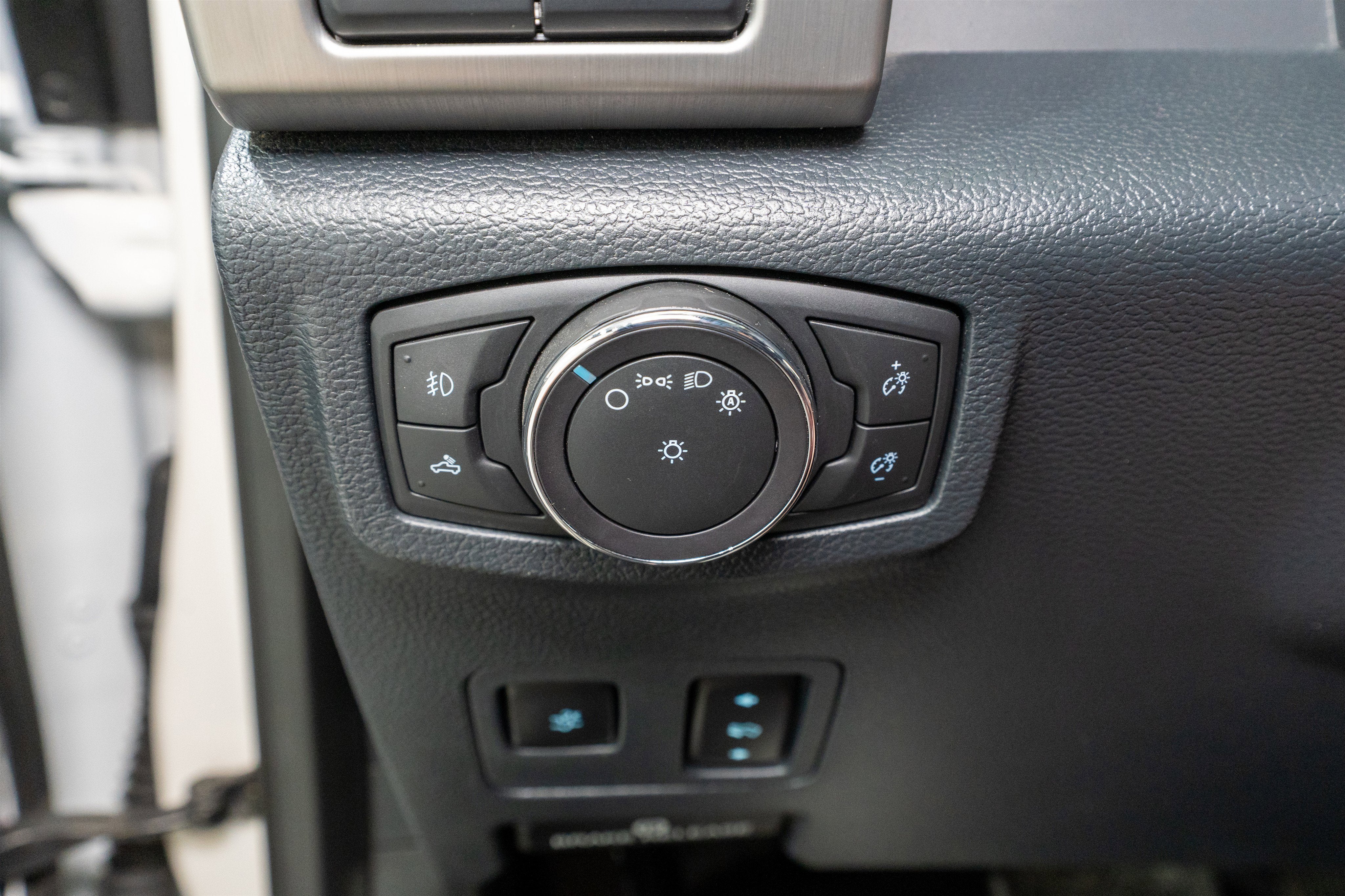 2022 Ford Super Duty F-250 SRW Platinum