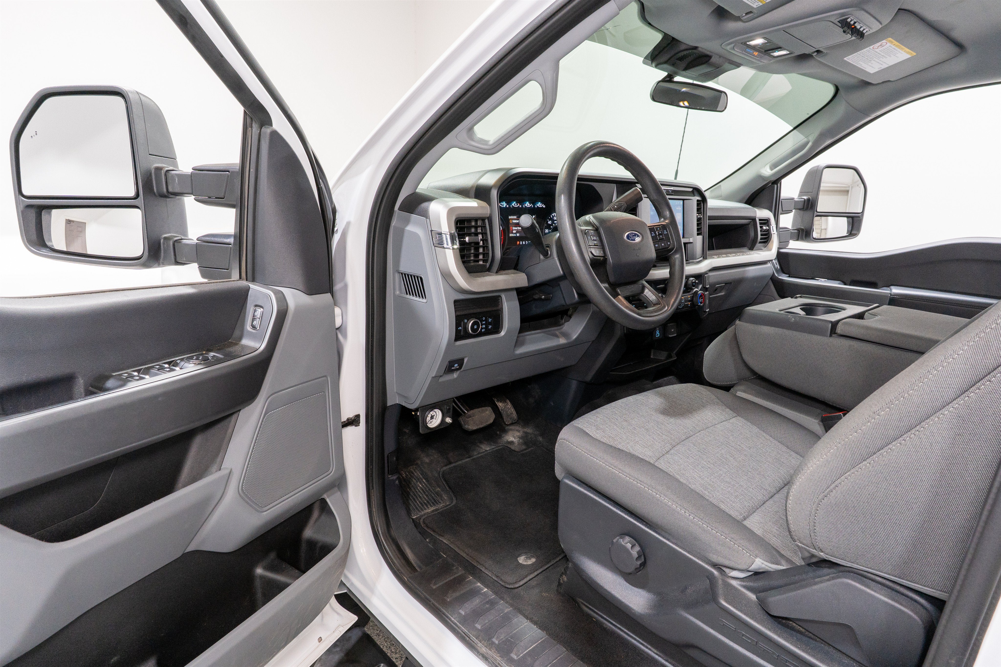 2025 Ford Super Duty F-250 SRW STX