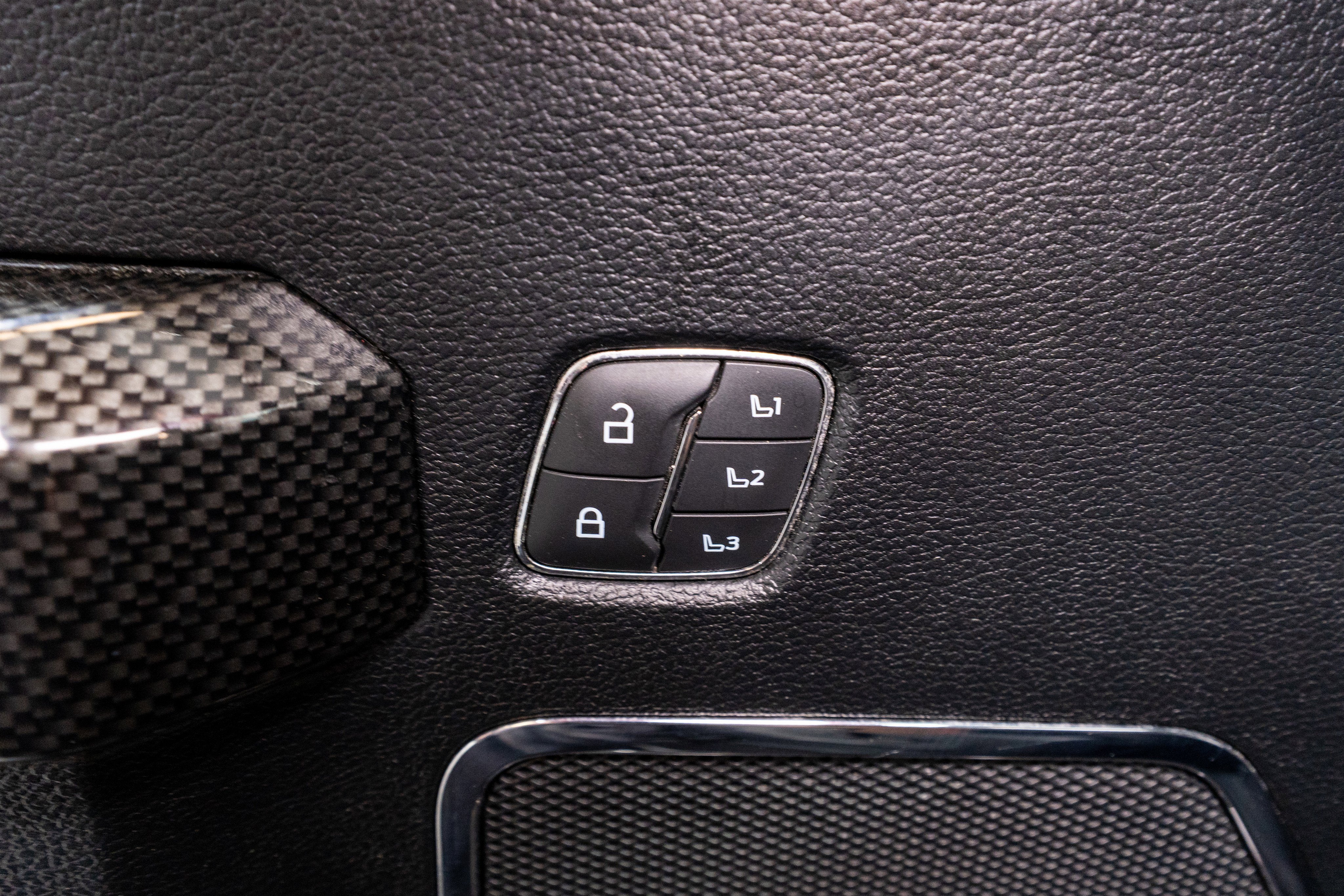 2020 Ford Super Duty F-250 SRW Black Ops