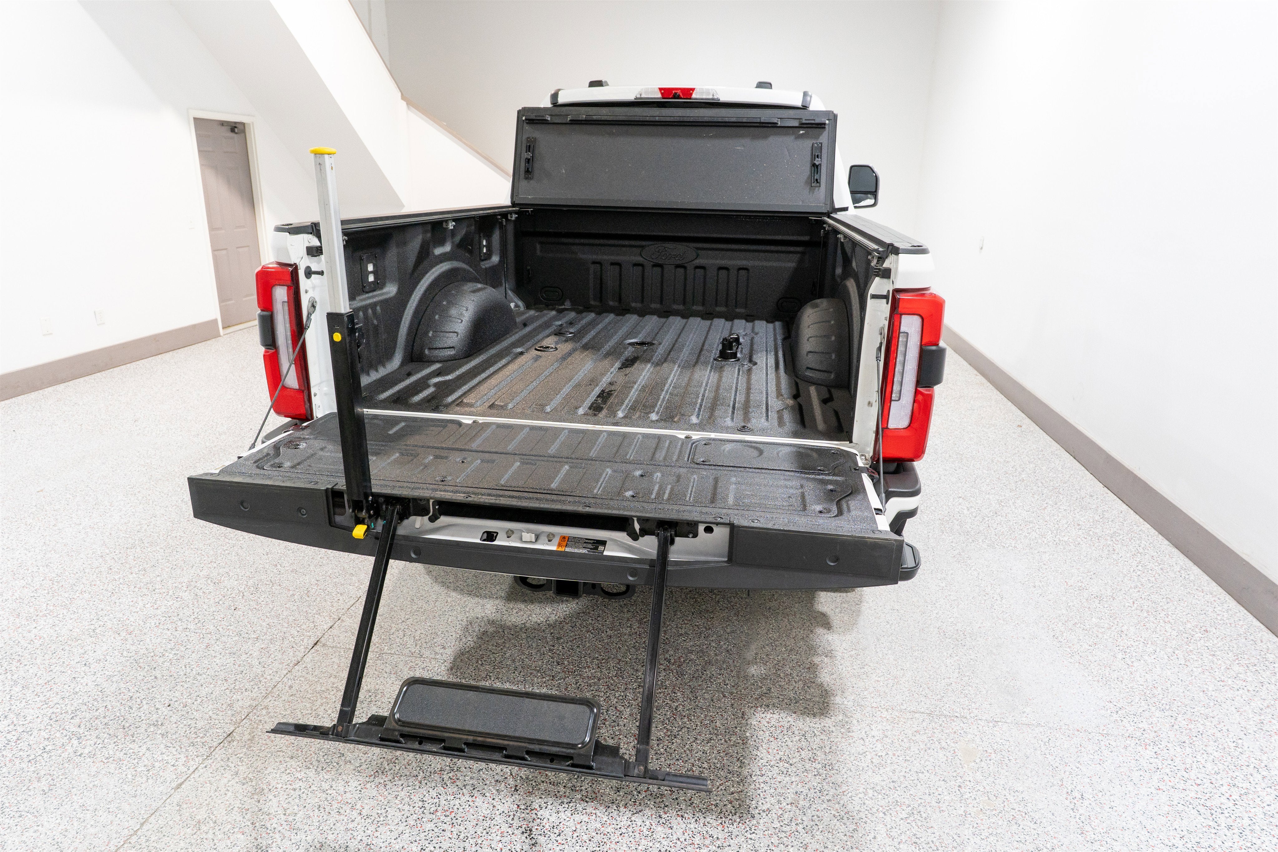 2024 Ford Super Duty F-350 SRW Platinum