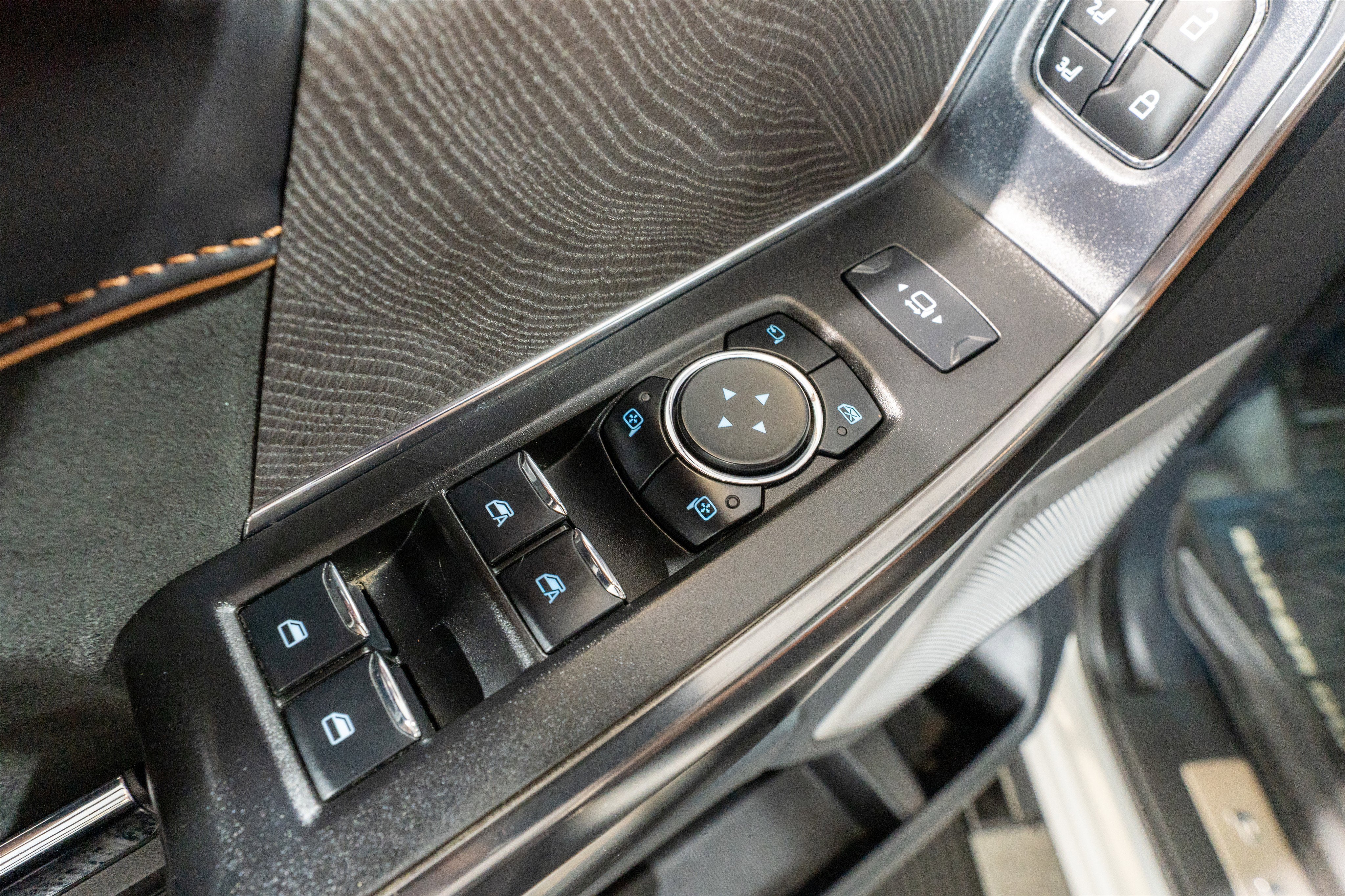 2024 Ford Super Duty F-350 SRW Platinum
