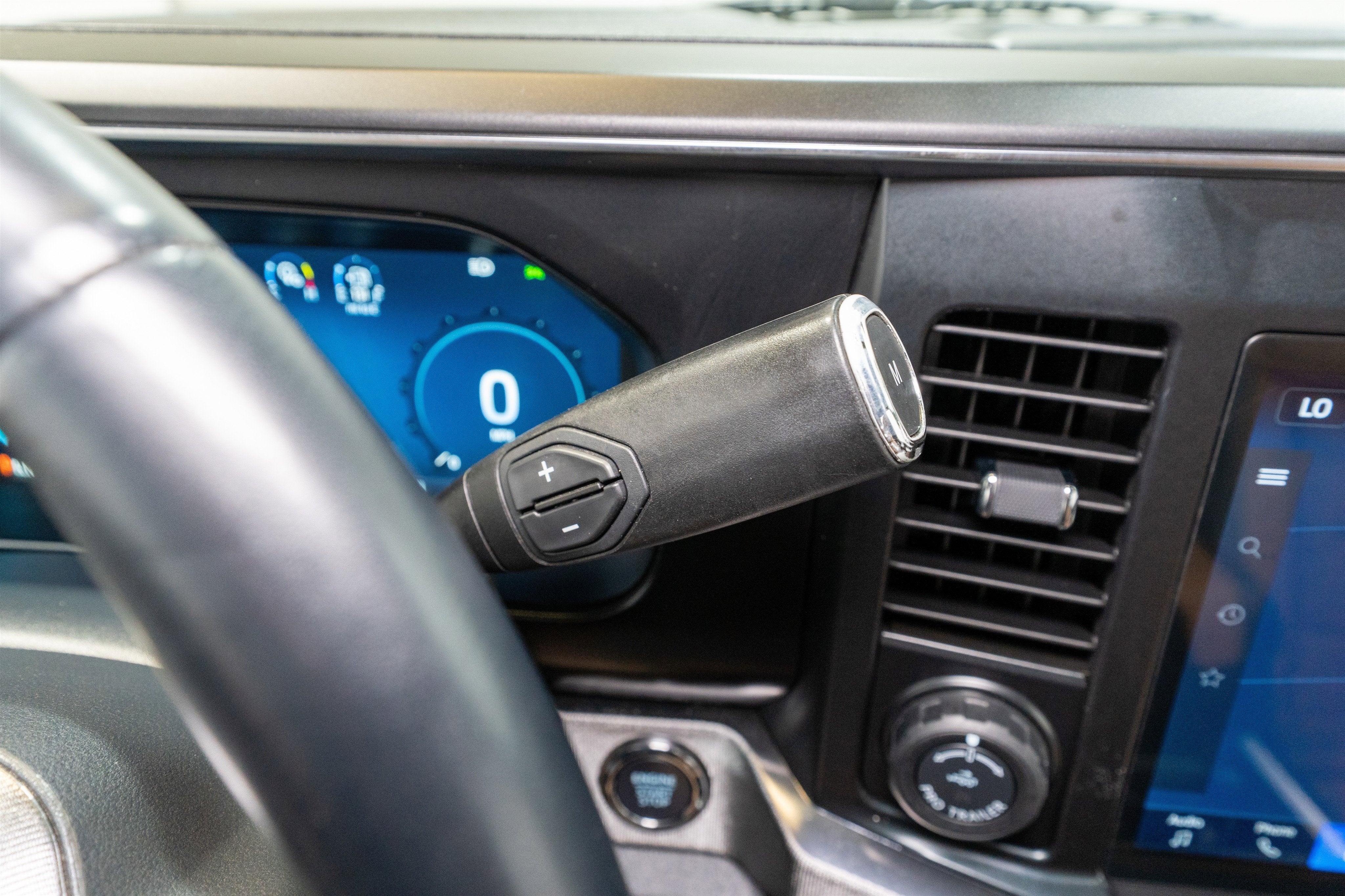 2024 Ford Super Duty F-350 SRW Platinum