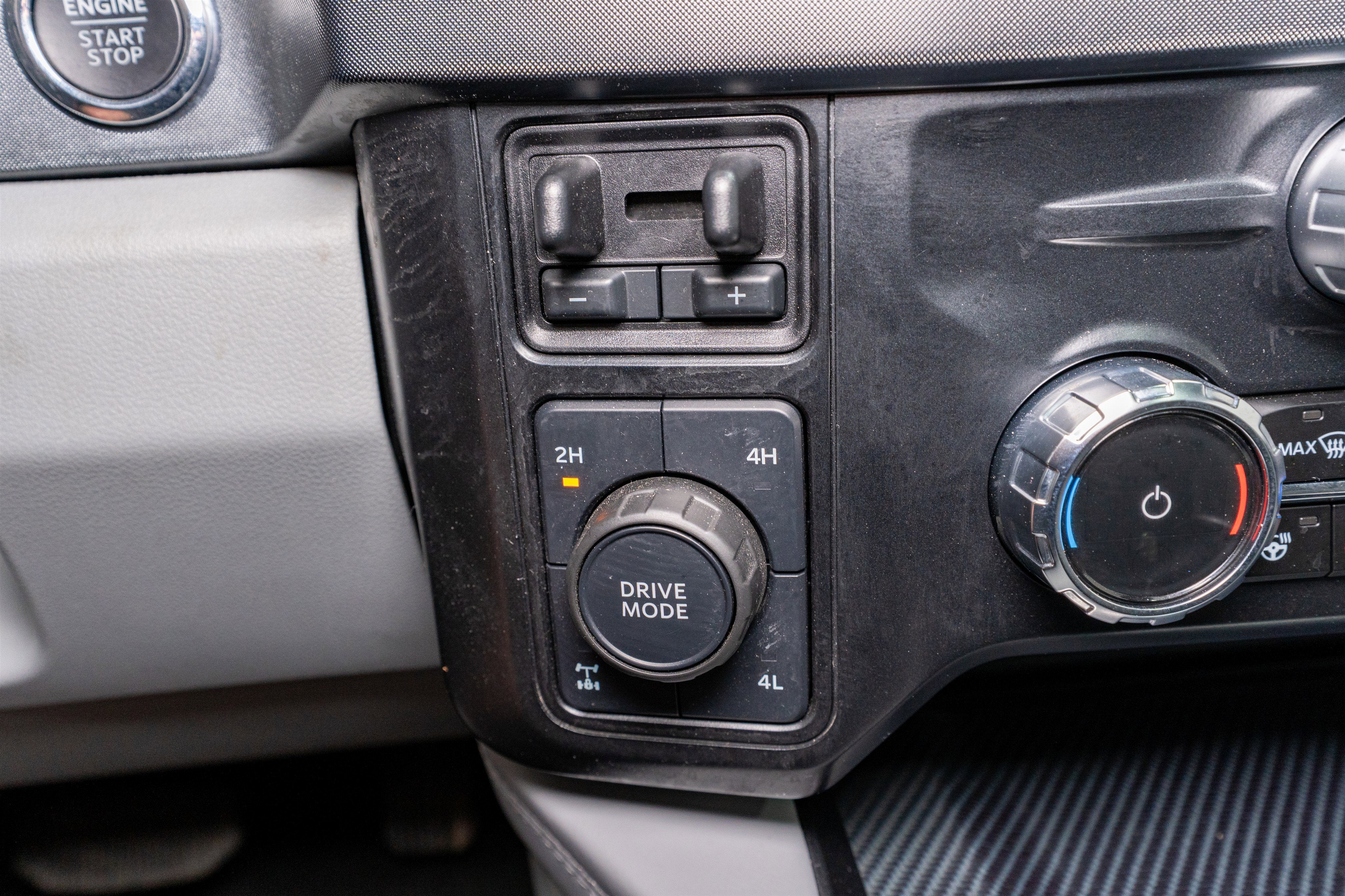 2024 Ford Super Duty F-350 SRW Limited