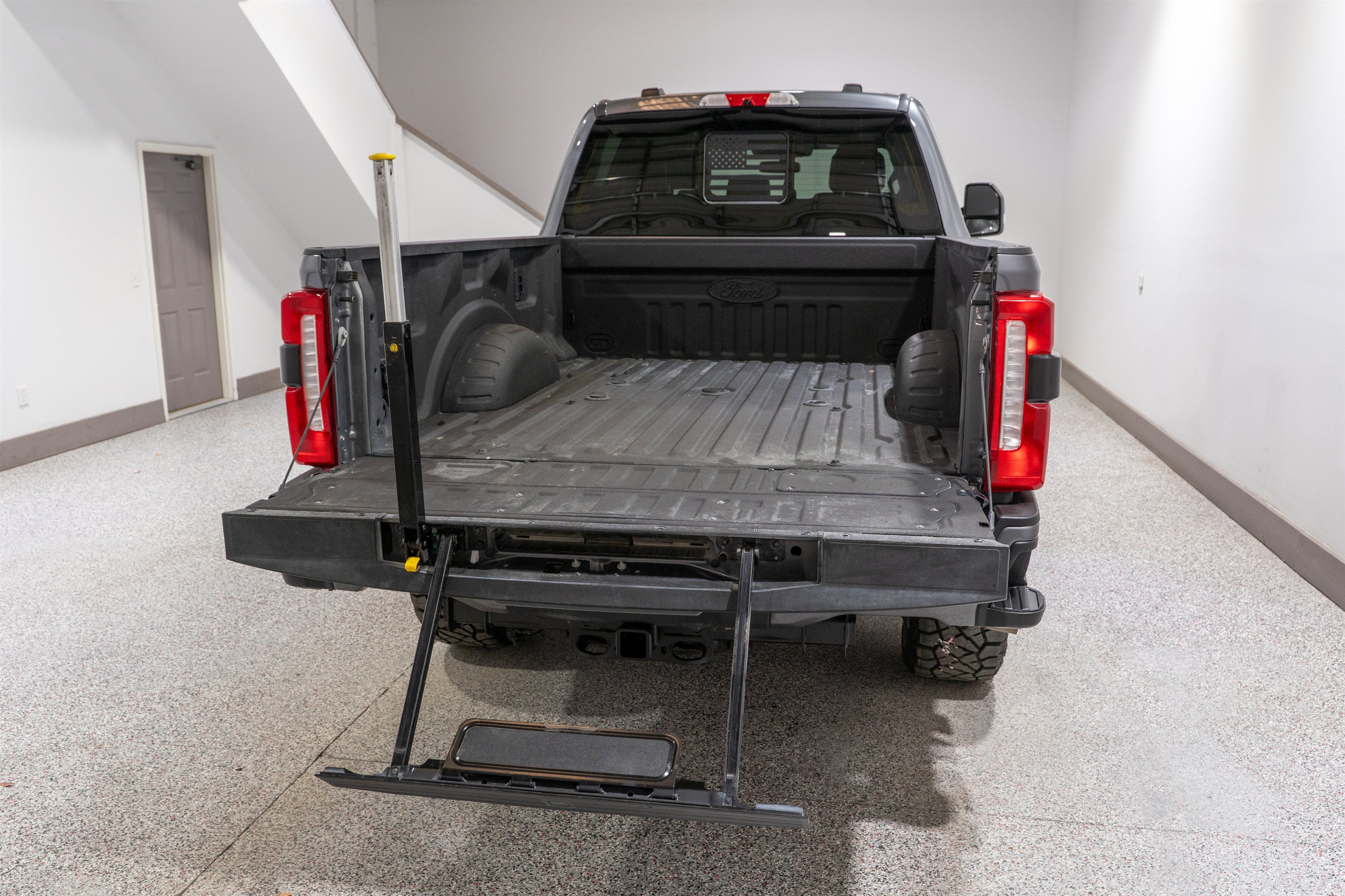 2024 Ford Super Duty F-350 SRW LARIAT