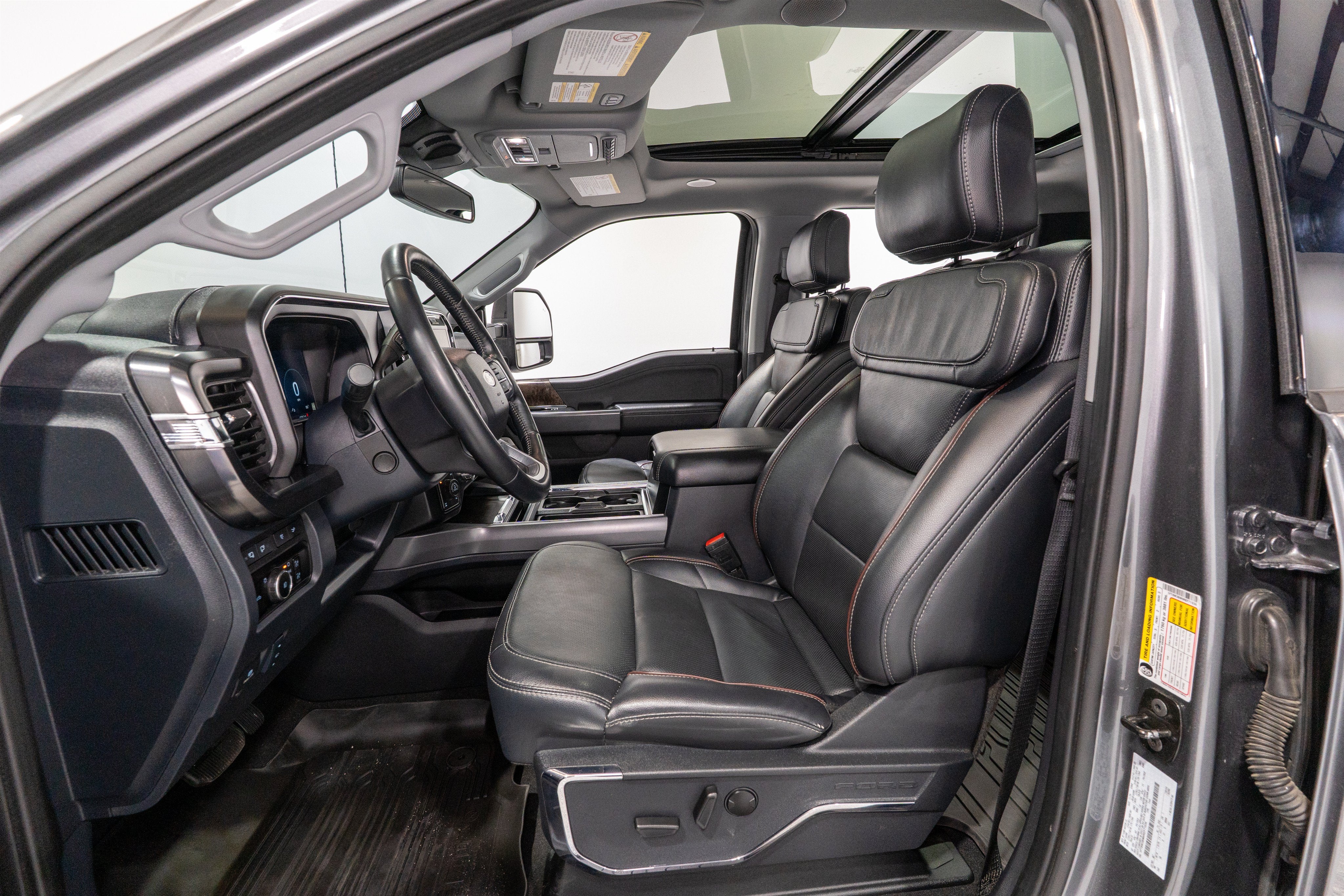 2024 Ford Super Duty F-350 SRW LARIAT