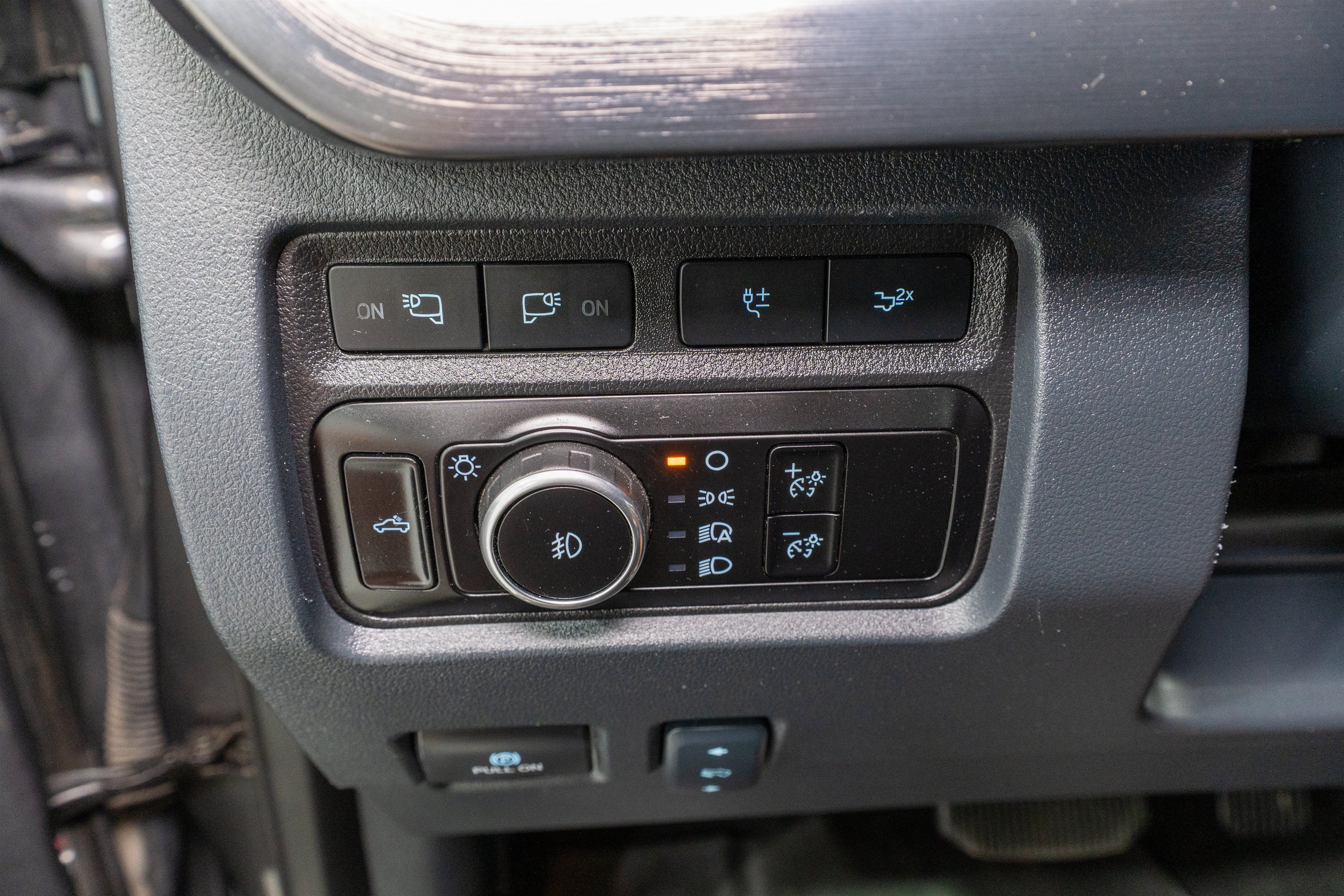 2024 Ford Super Duty F-350 SRW LARIAT