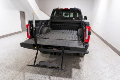 2026 Ford Super Duty F-350 SRW Platinum