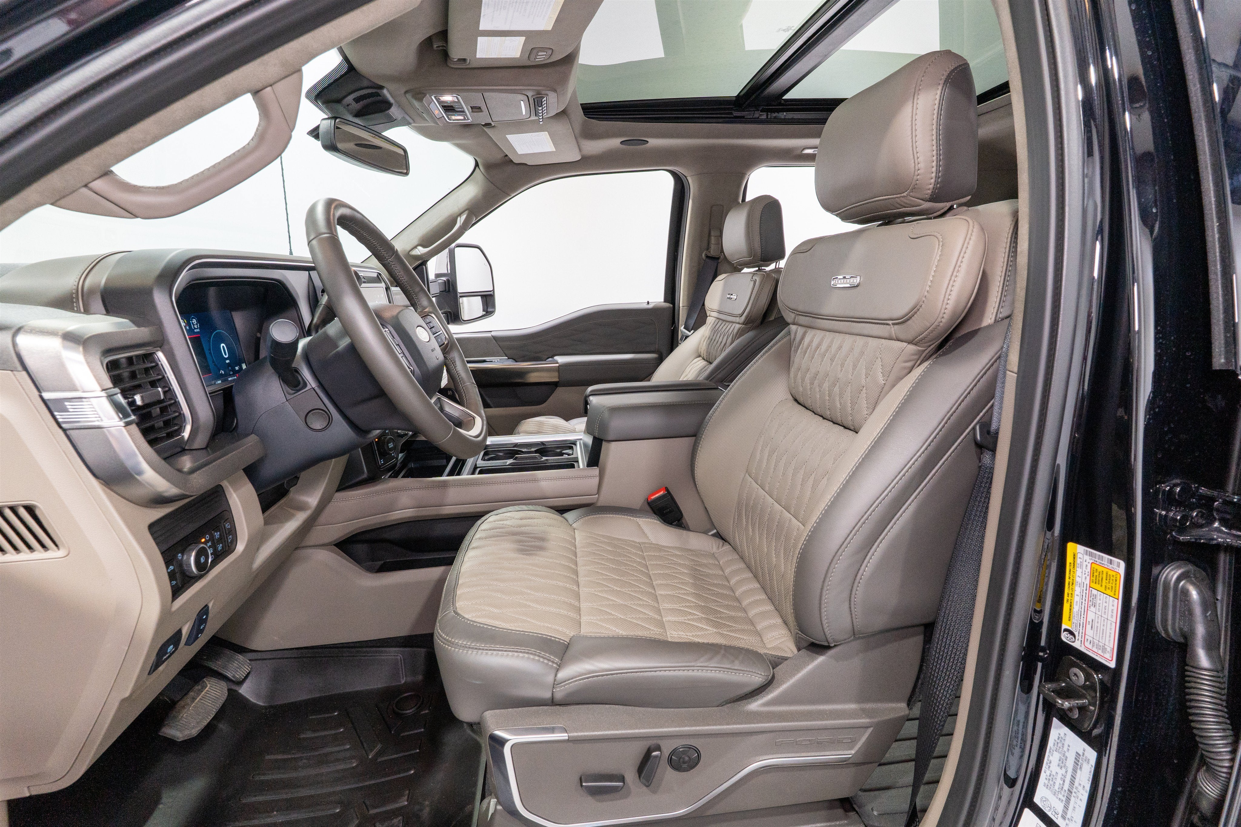 2026 Ford Super Duty F-350 SRW Platinum