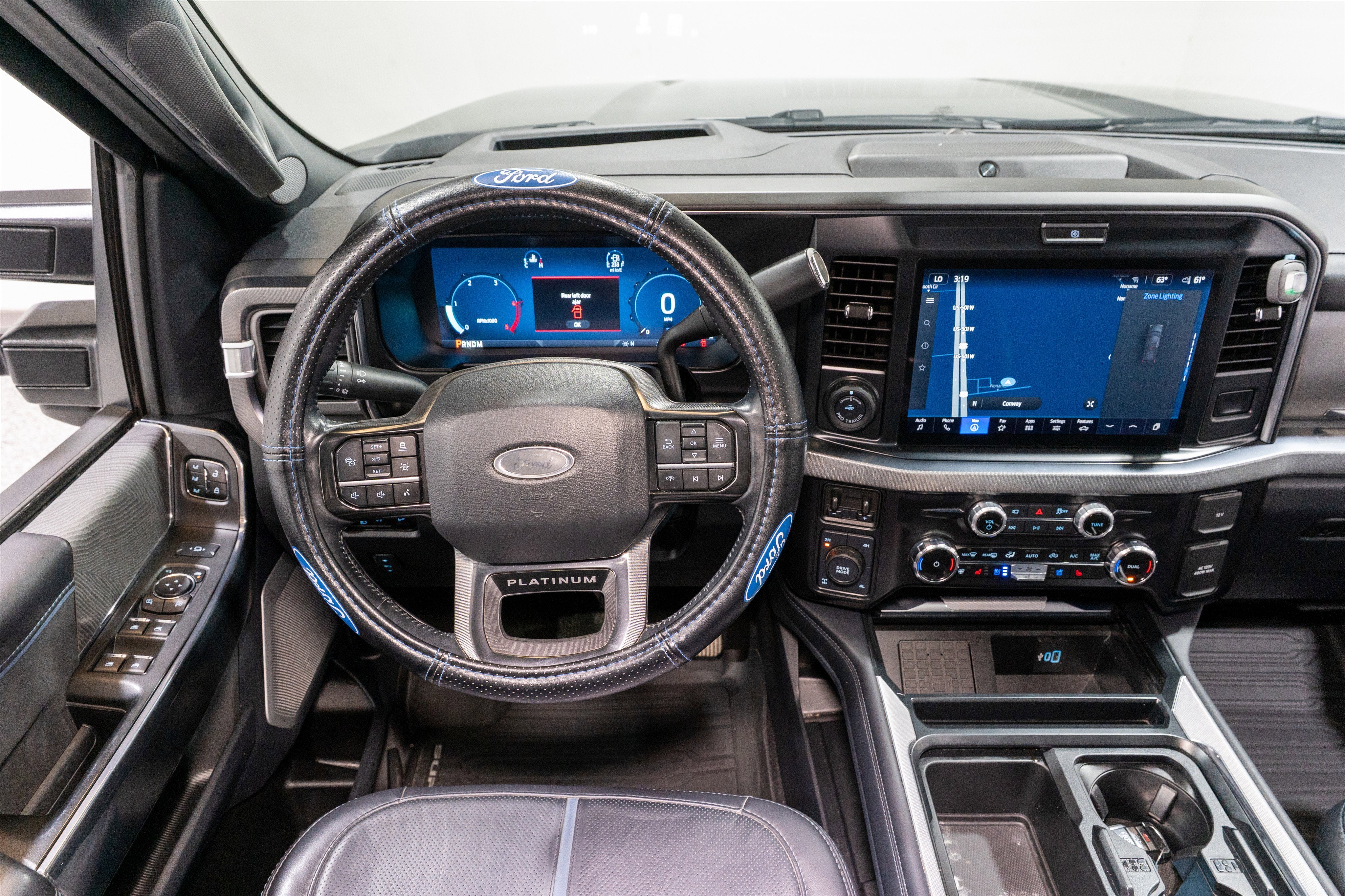 2025 Ford Super Duty F-350 SRW Platinum