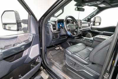 2025 Ford Super Duty F-350 SRW Platinum