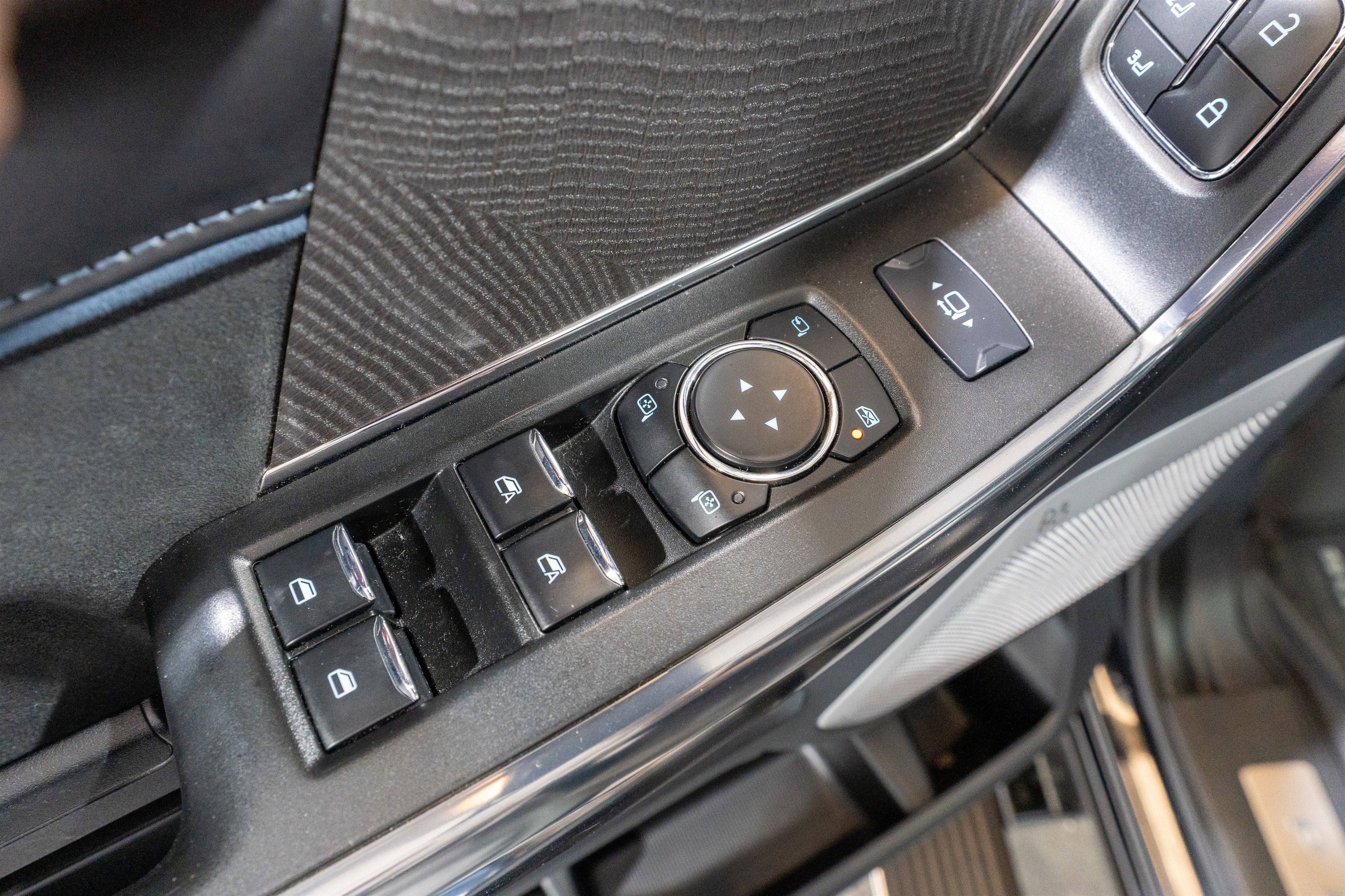 2025 Ford Super Duty F-350 SRW Platinum