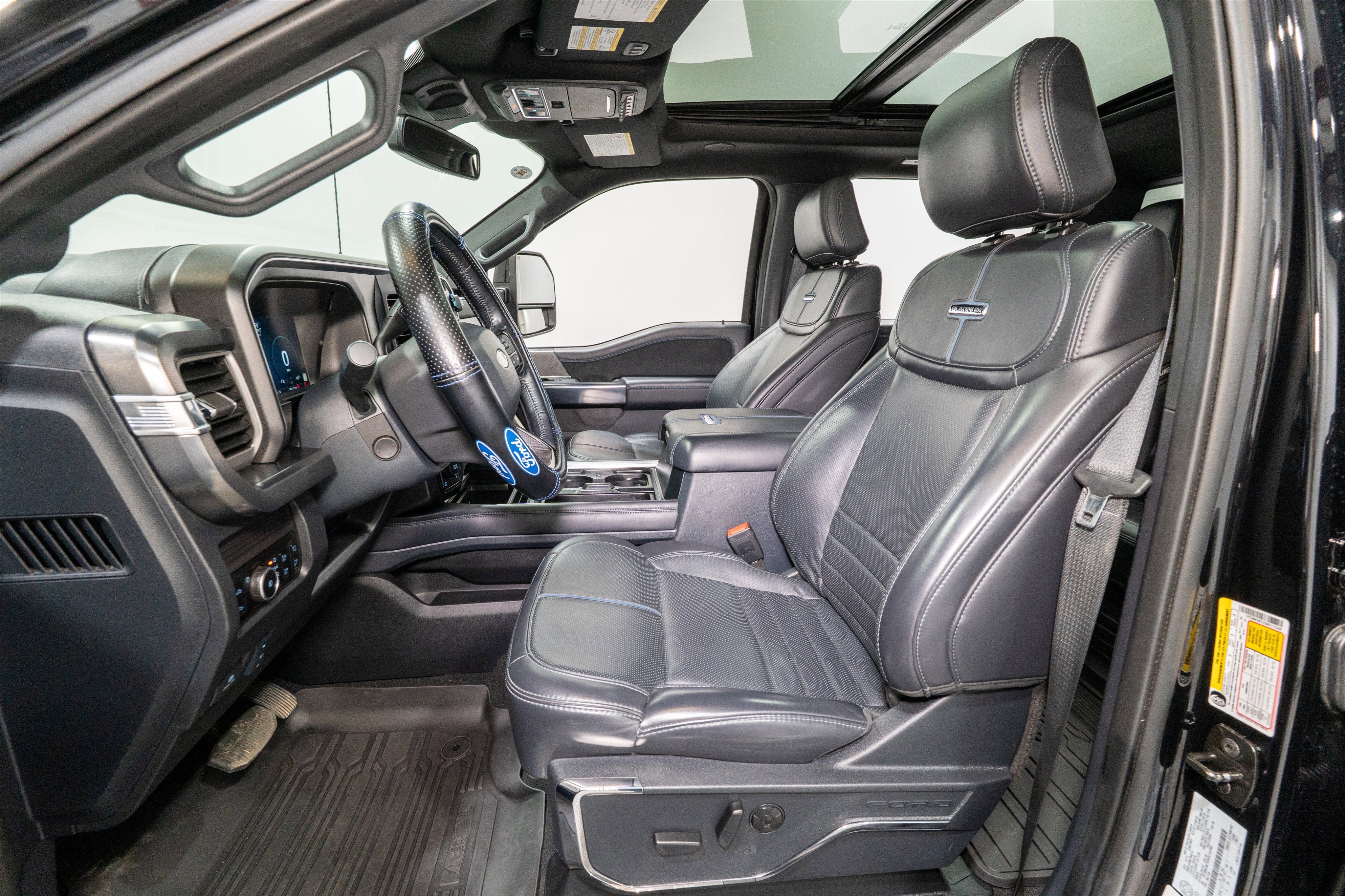 2025 Ford Super Duty F-350 SRW Platinum