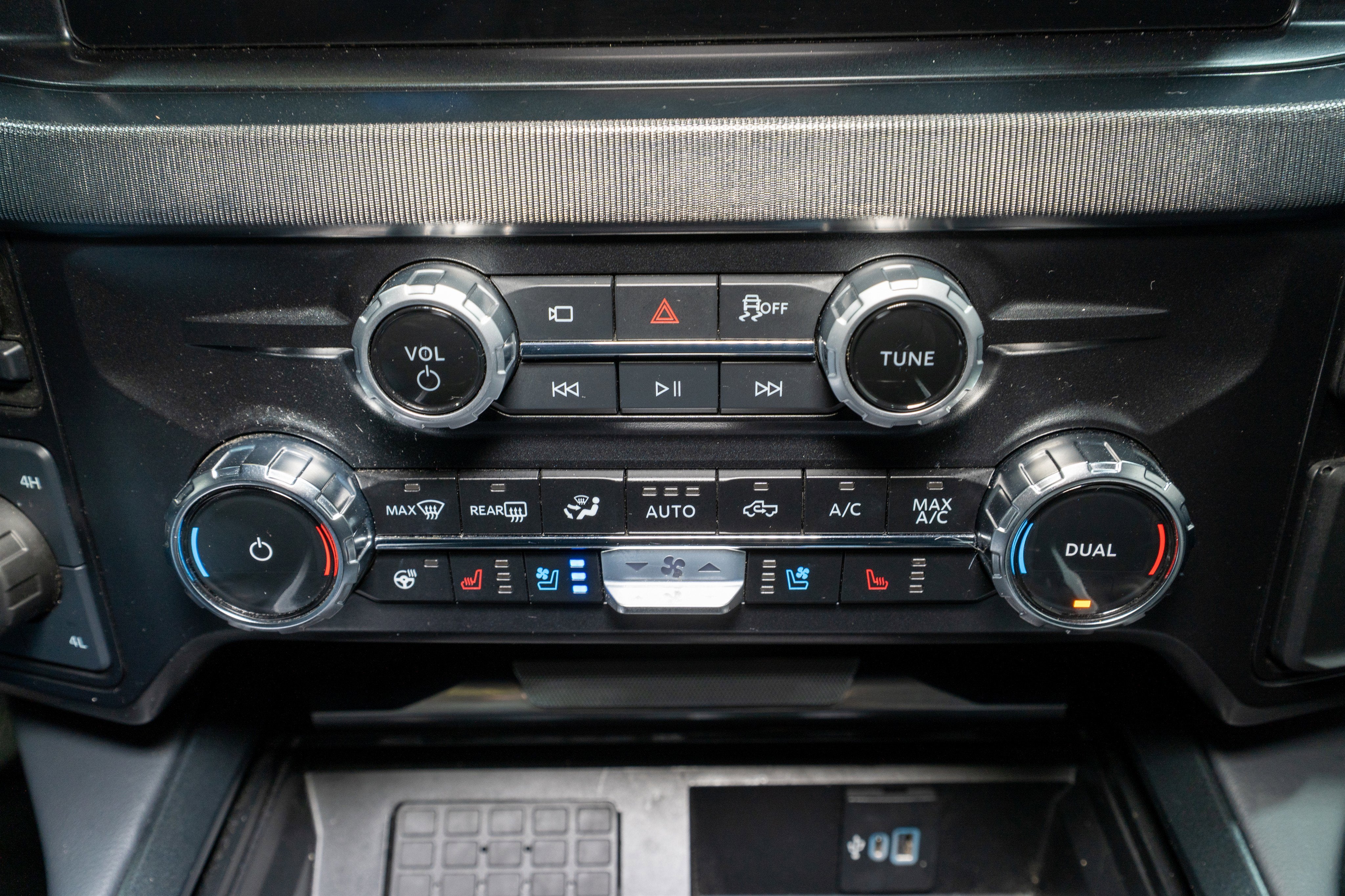 2025 Ford Super Duty F-350 SRW Platinum