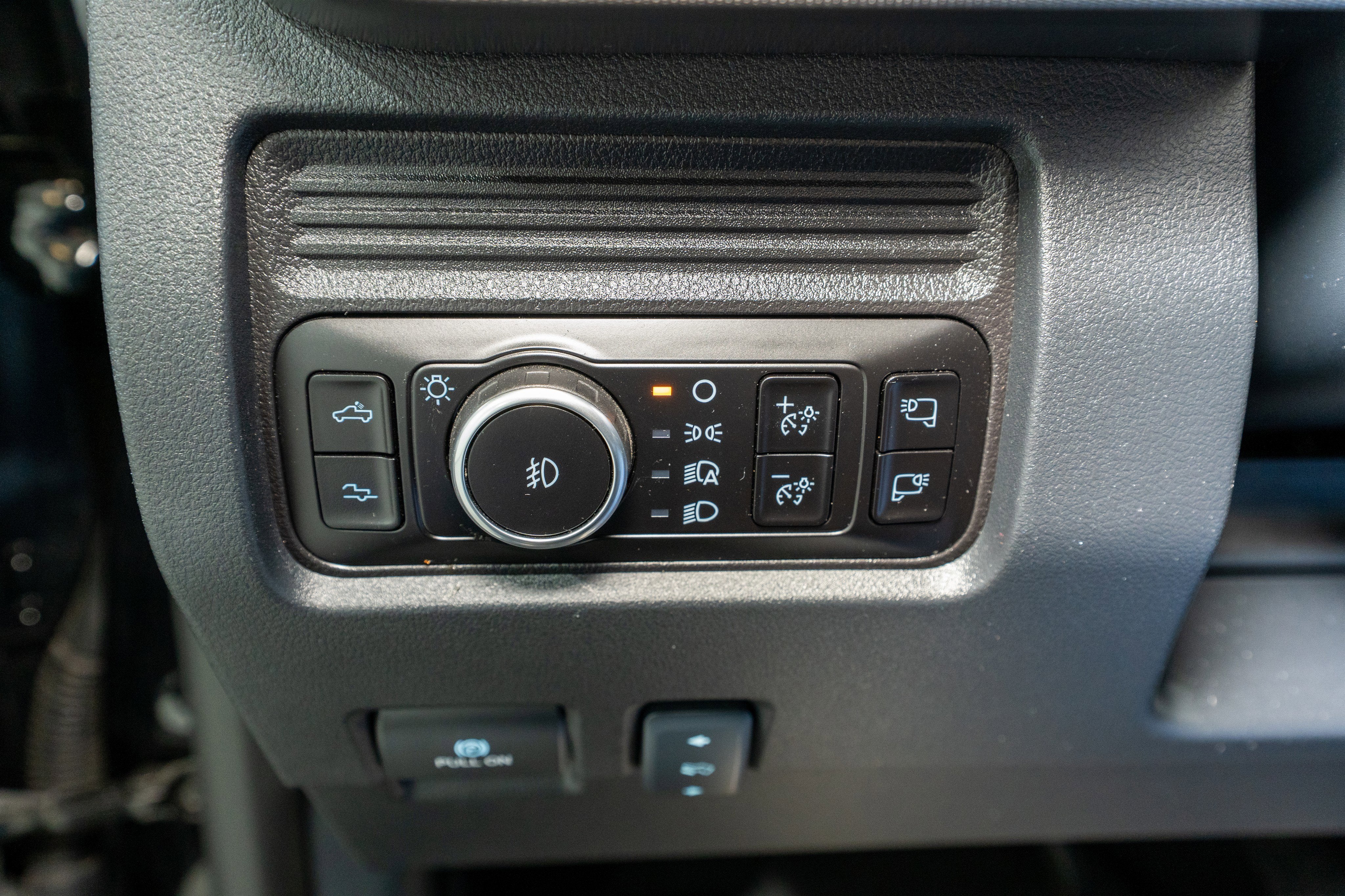 2025 Ford Super Duty F-350 SRW Platinum