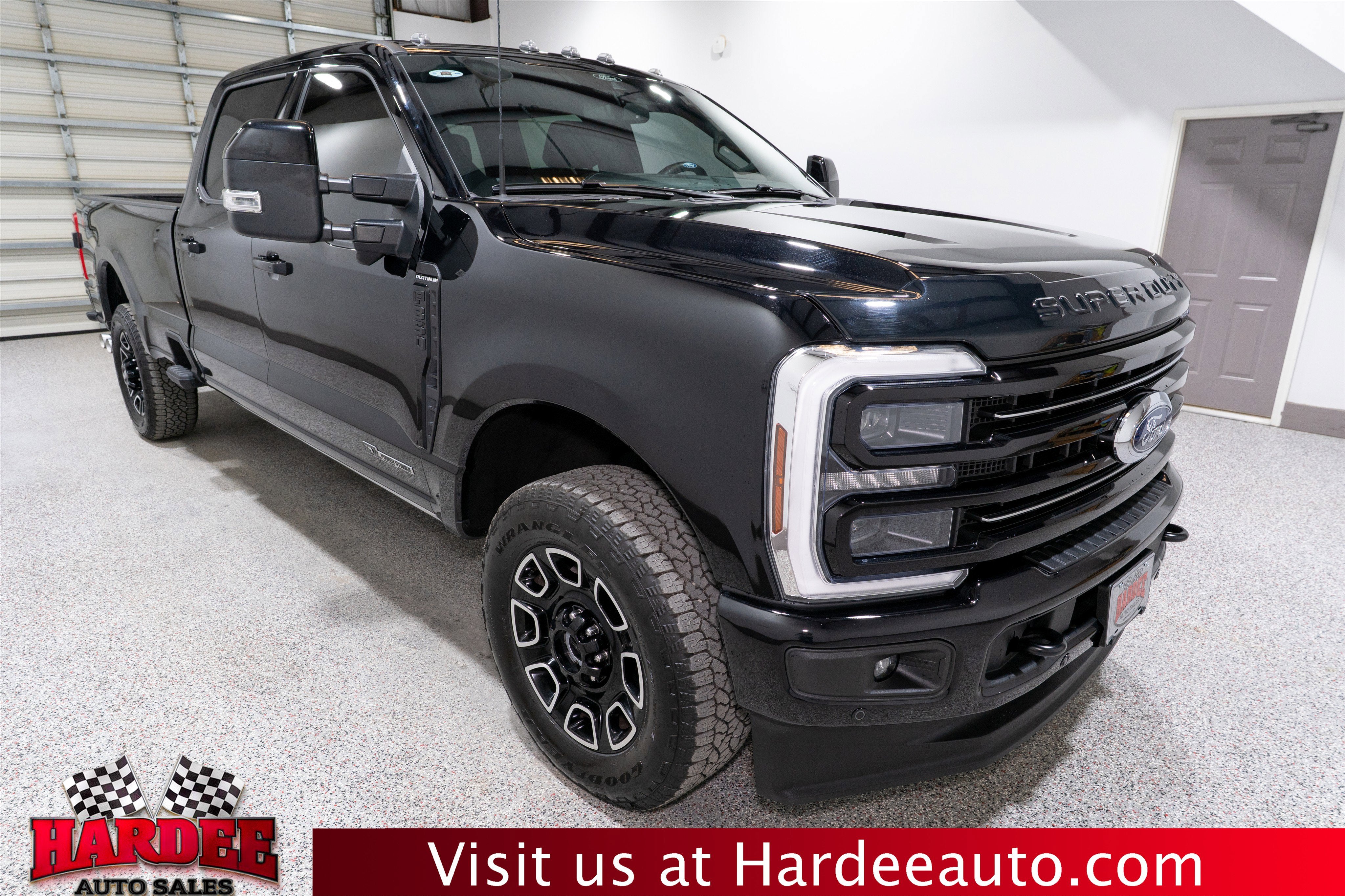 2025 Ford Super Duty F-350 SRW Platinum