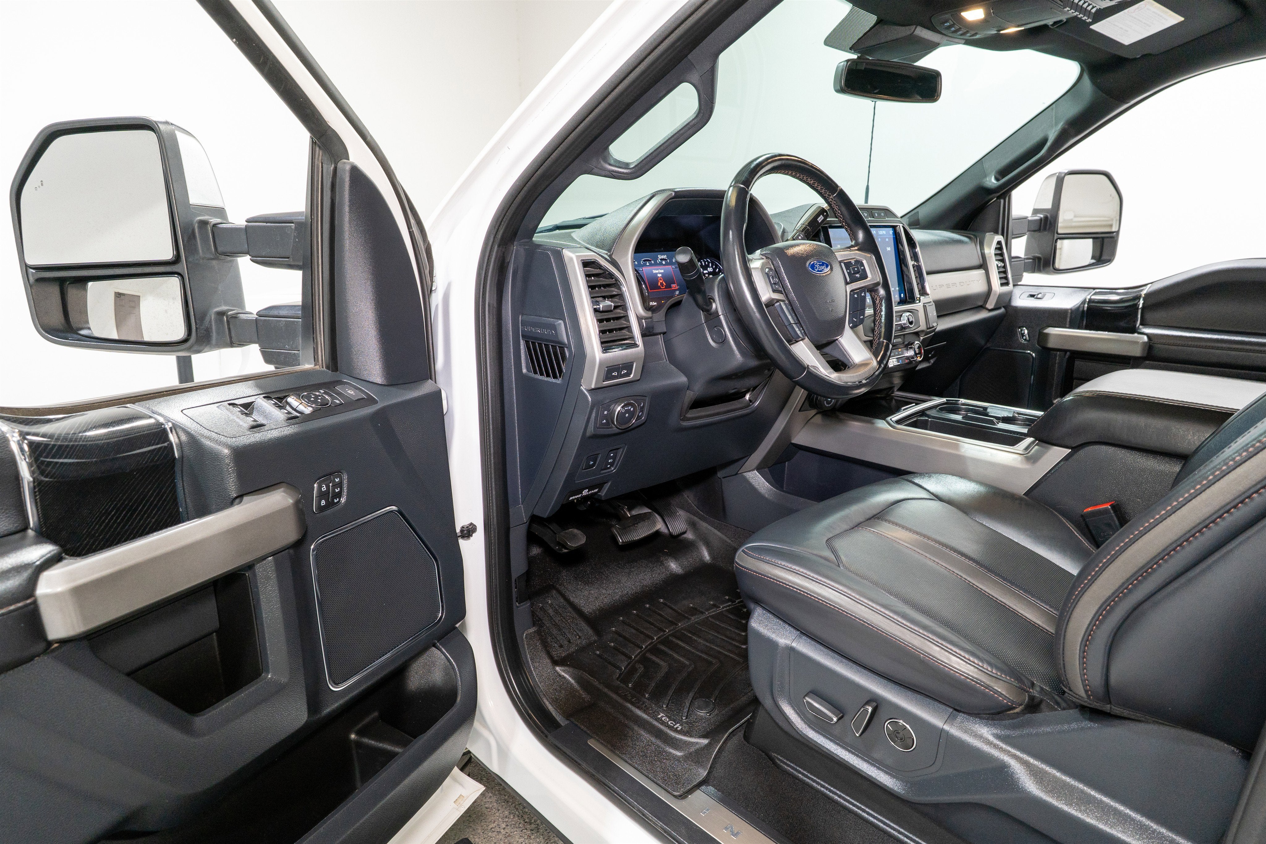 2022 Ford Super Duty F-350 SRW Platinum