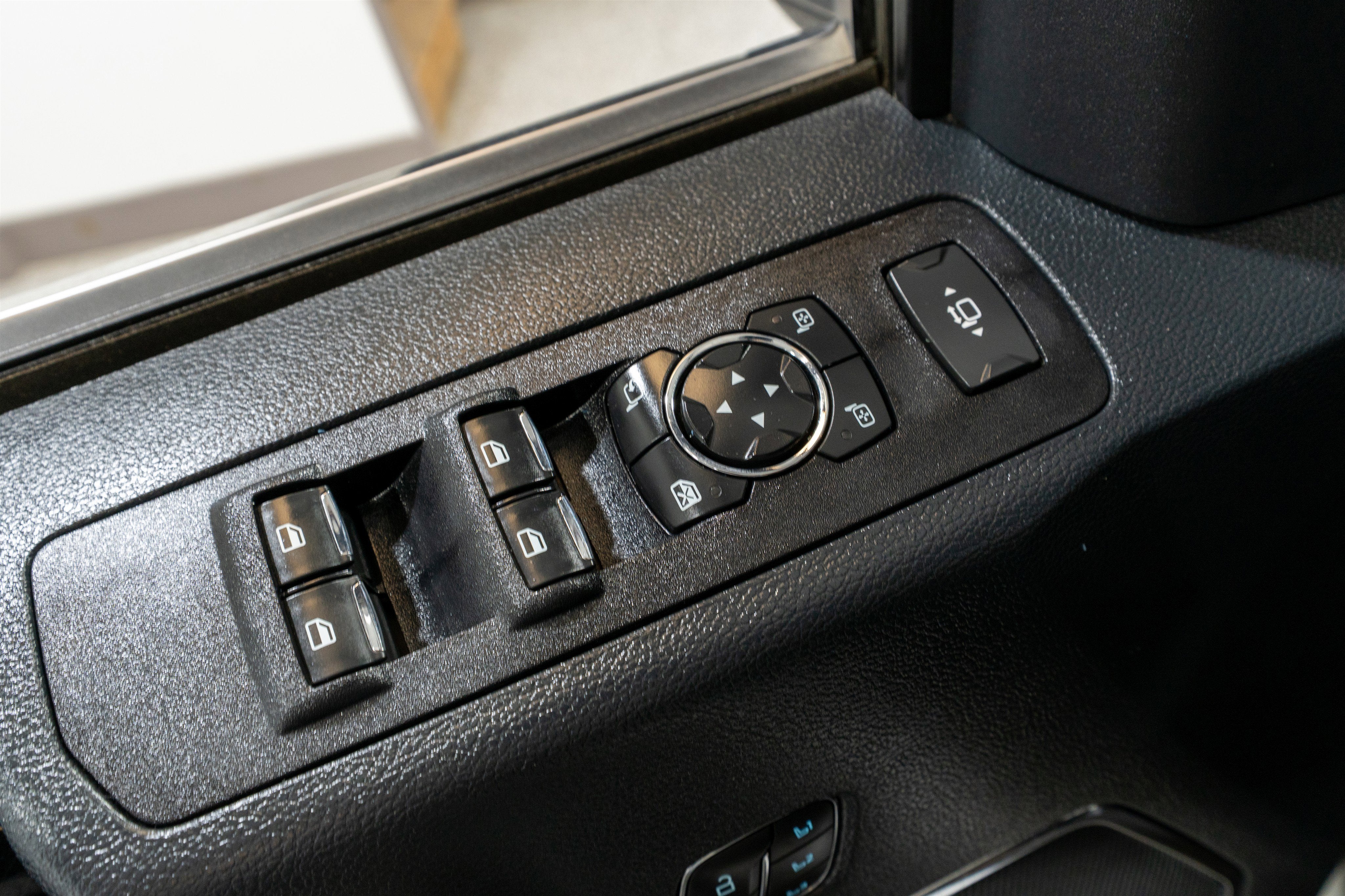 2022 Ford Super Duty F-350 SRW Platinum