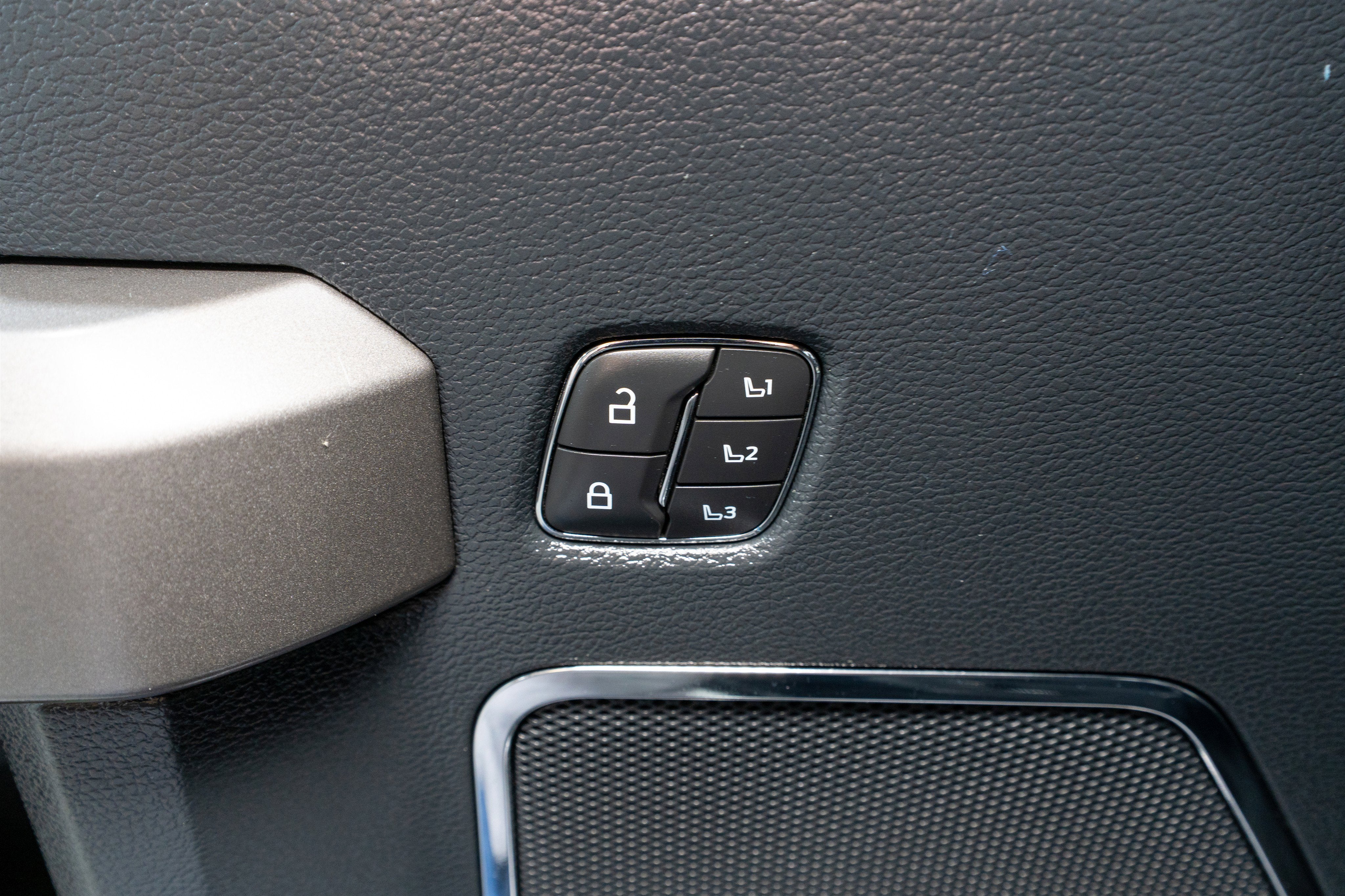 2022 Ford Super Duty F-350 SRW Platinum