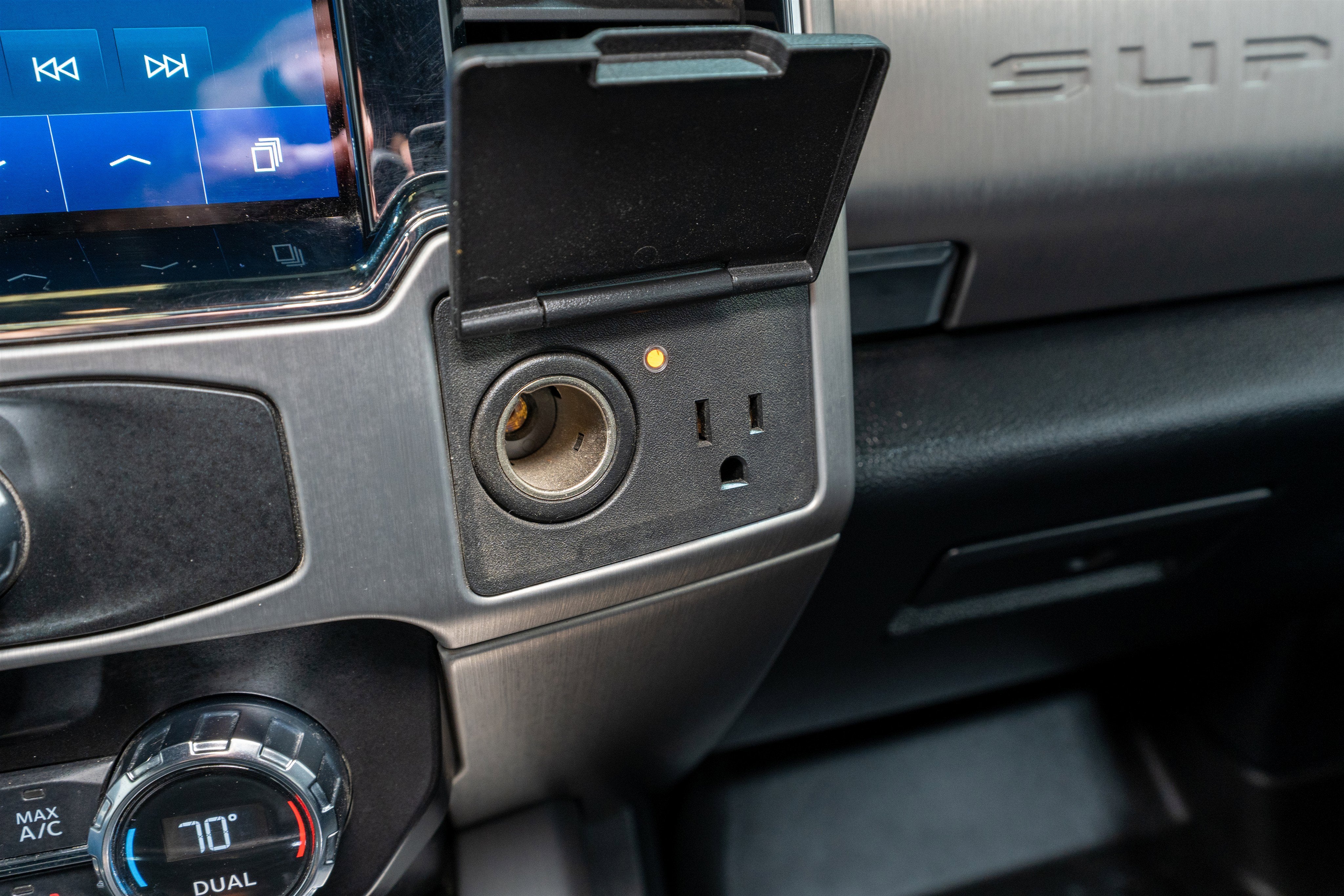 2022 Ford Super Duty F-350 SRW Platinum