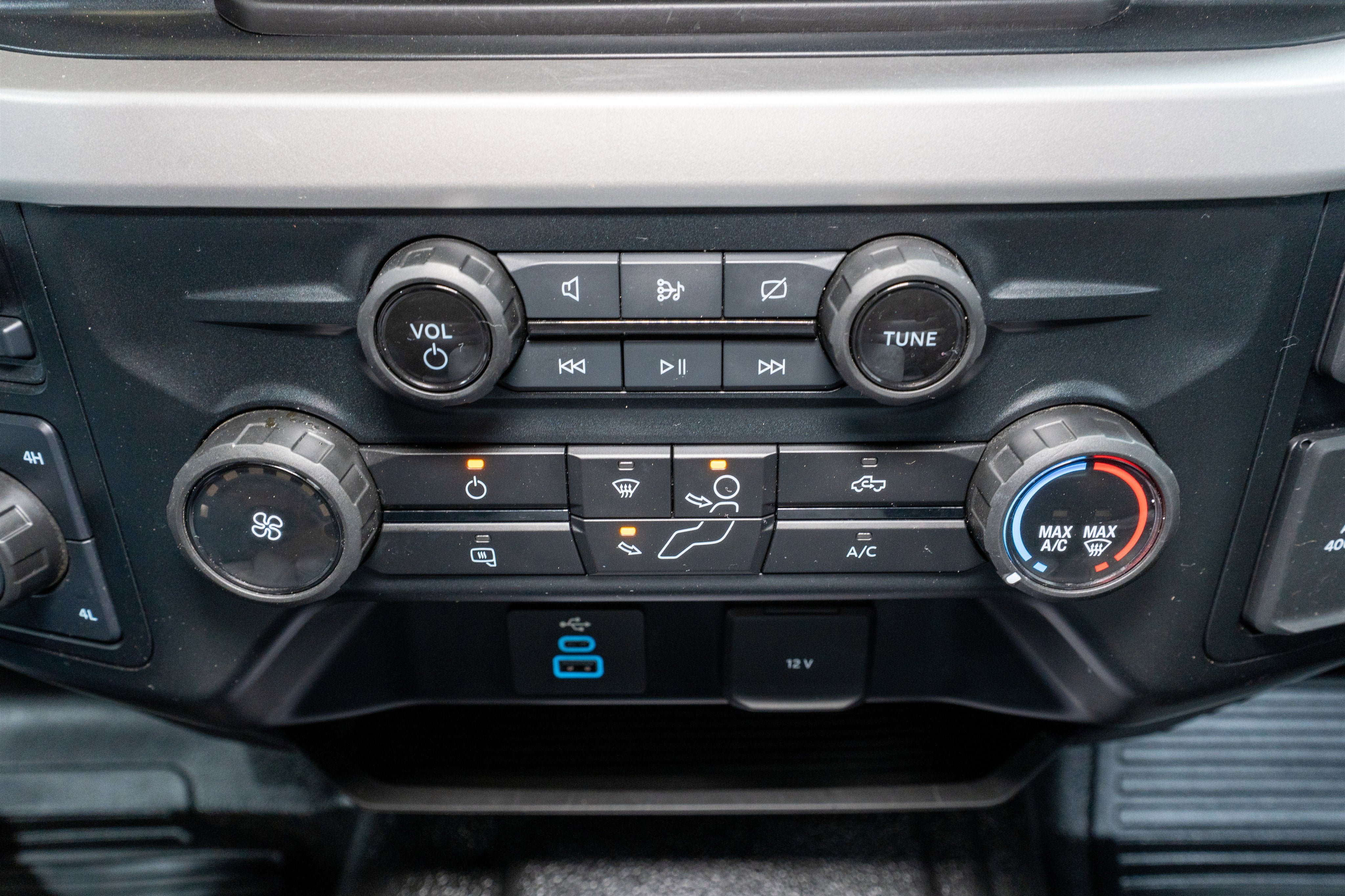 2023 Ford Super Duty F-350 SRW XLT