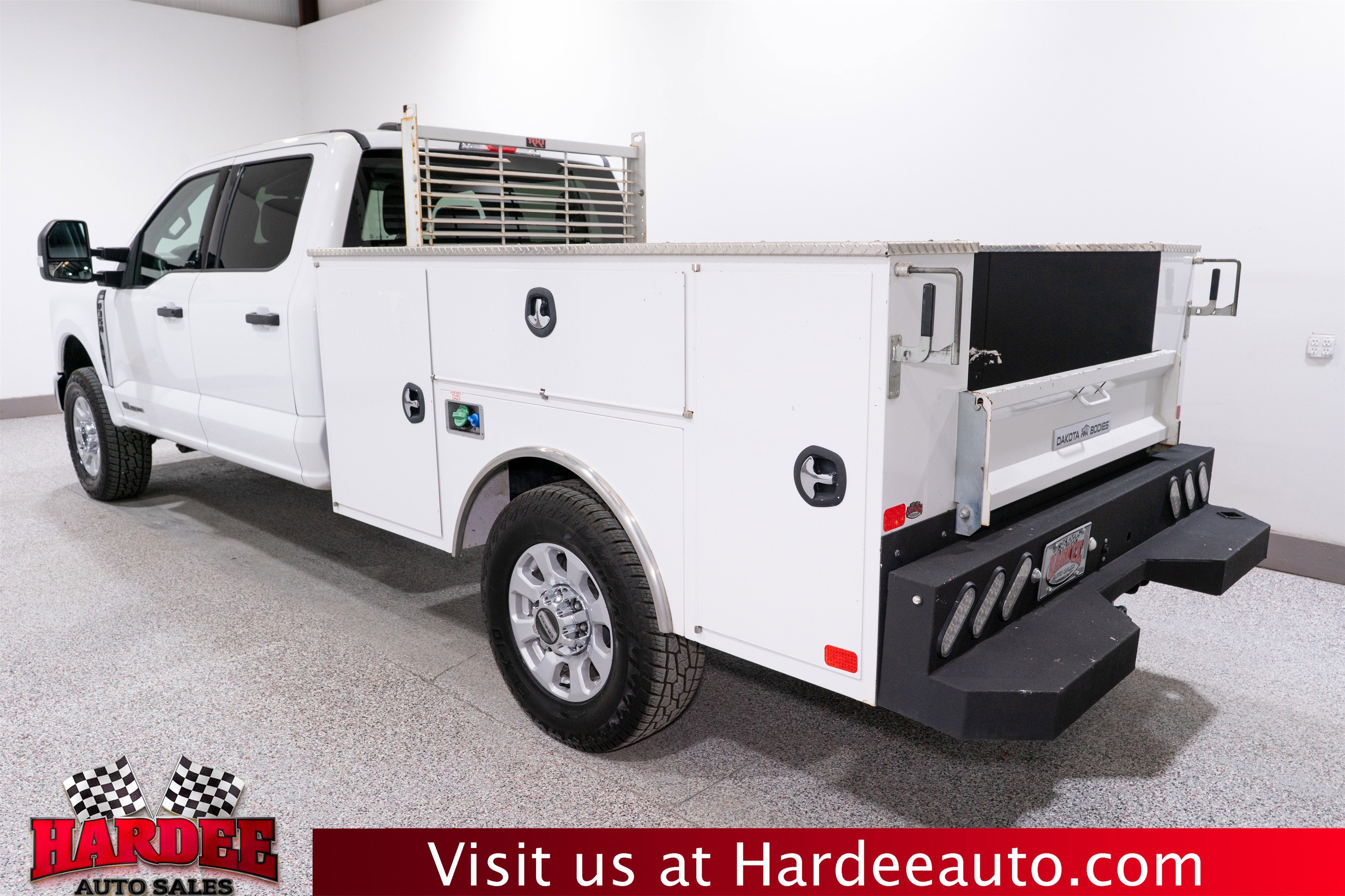 2023 Ford Super Duty F-350 SRW XLT