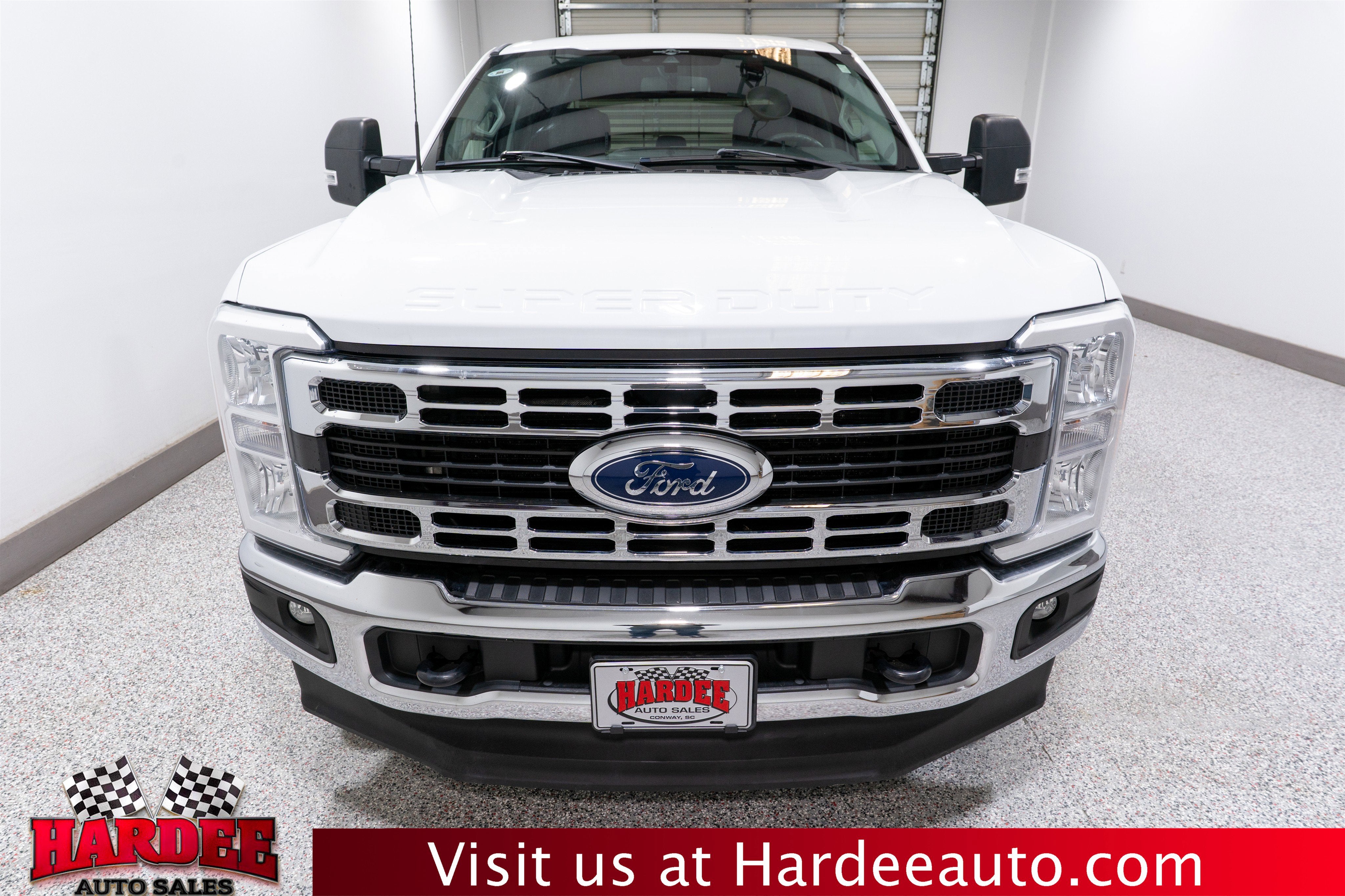 2023 Ford Super Duty F-350 SRW XLT