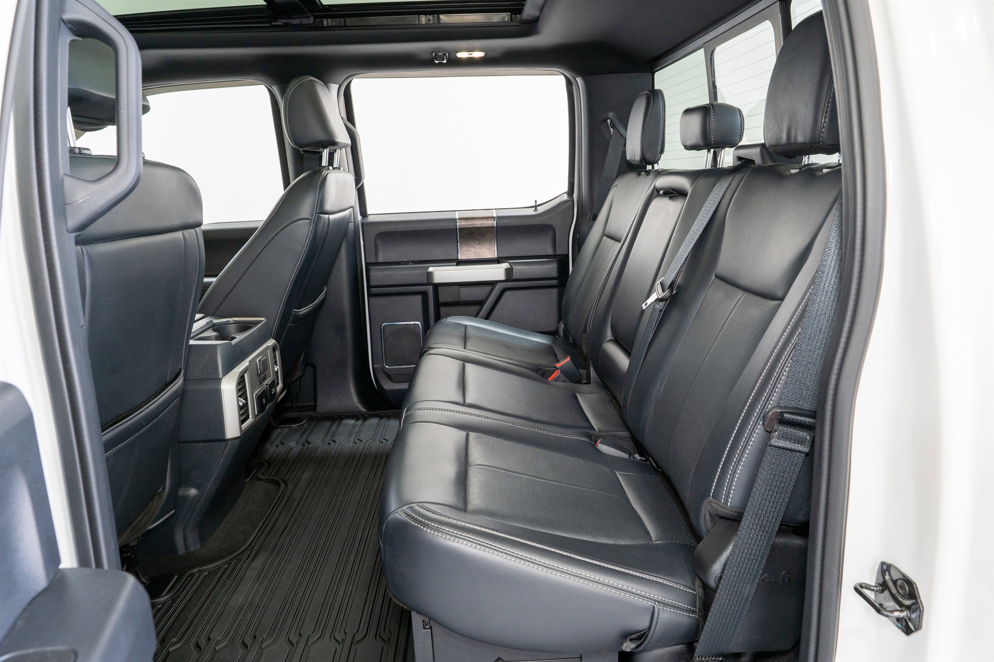 2022 Ford Super Duty F-350 SRW LARIAT