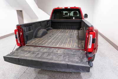 2024 Ford Super Duty F-350 DRW Platinum